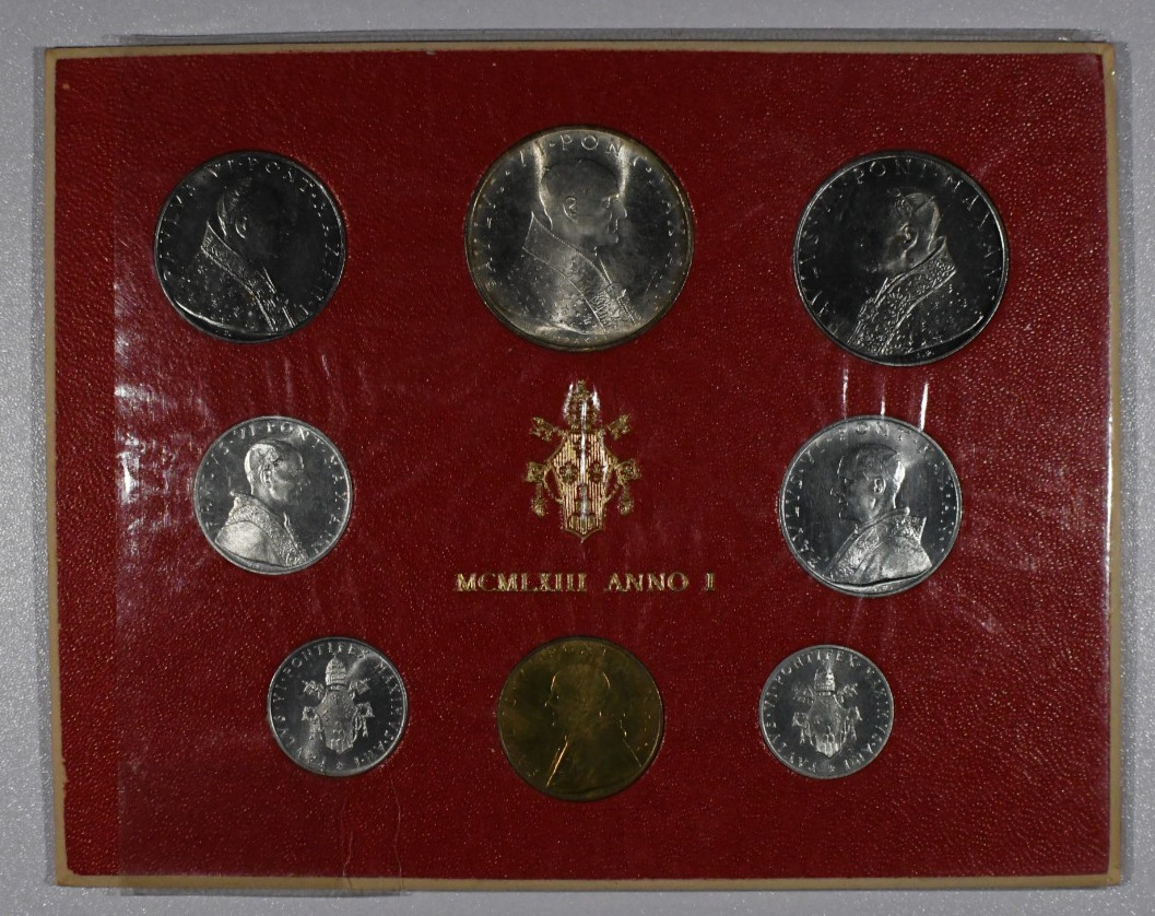 1963 Vatican 8-Coin Uncirculated Coin Set (Original Package)