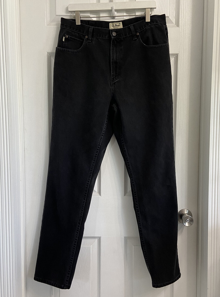 L.L. Bean Men’s Jeans Size 35 x 32 Tapered Leg Black Logo Patch