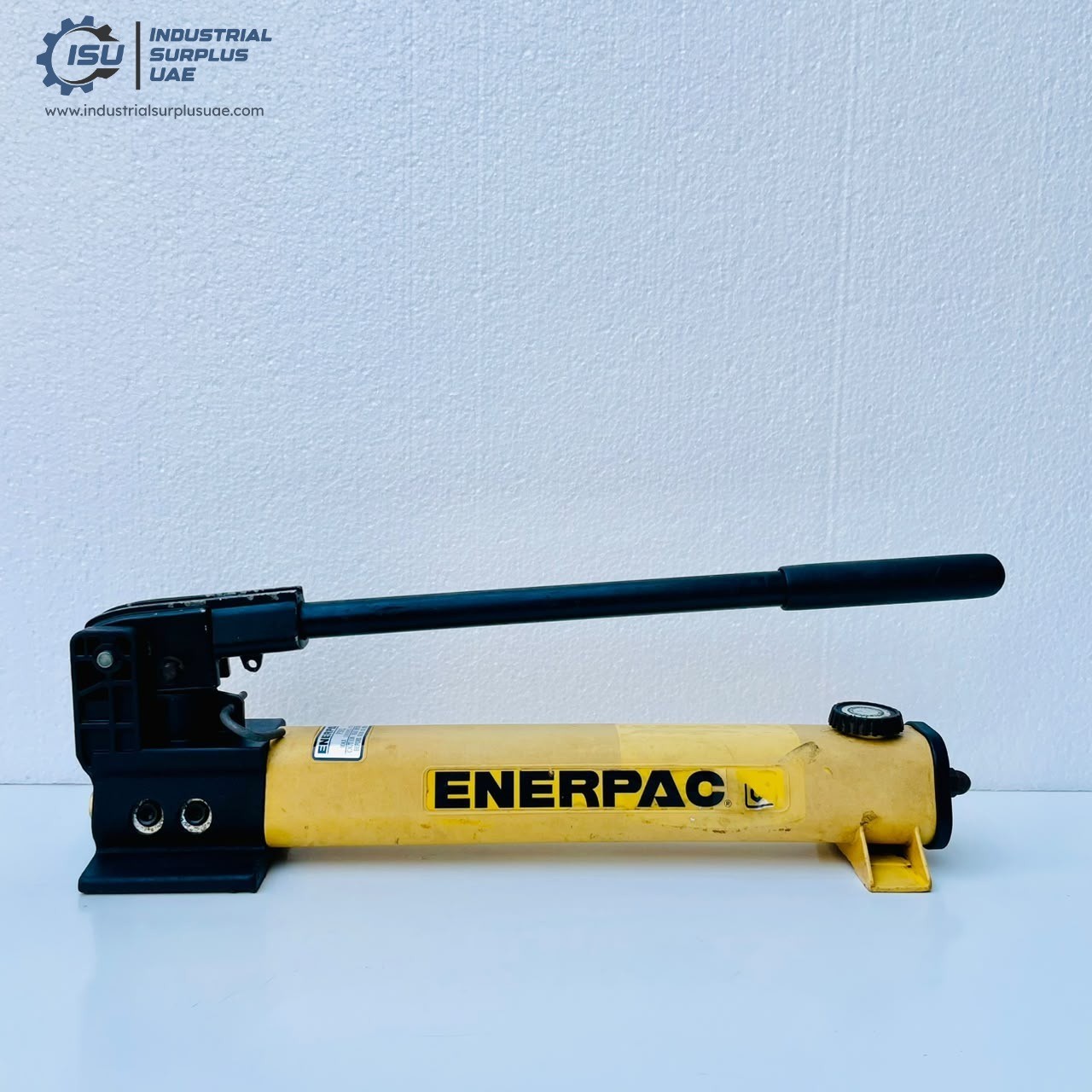Enerpac P392 Two-Speed Hydraulic Hand Pump 700 Bar/10,000 PSI