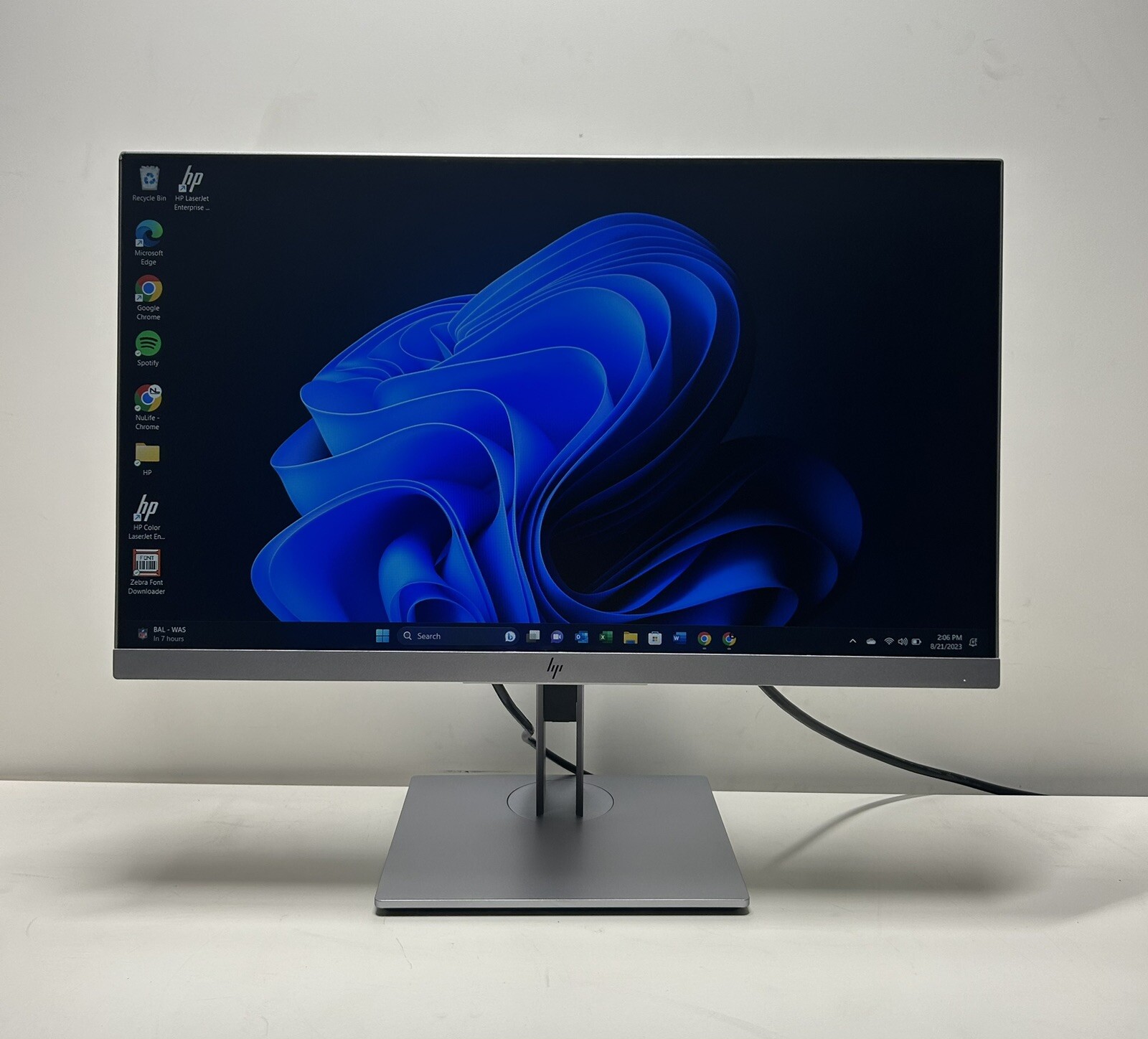 HP EliteDisplay E243 24\ HP EliteDisplay E243 24\