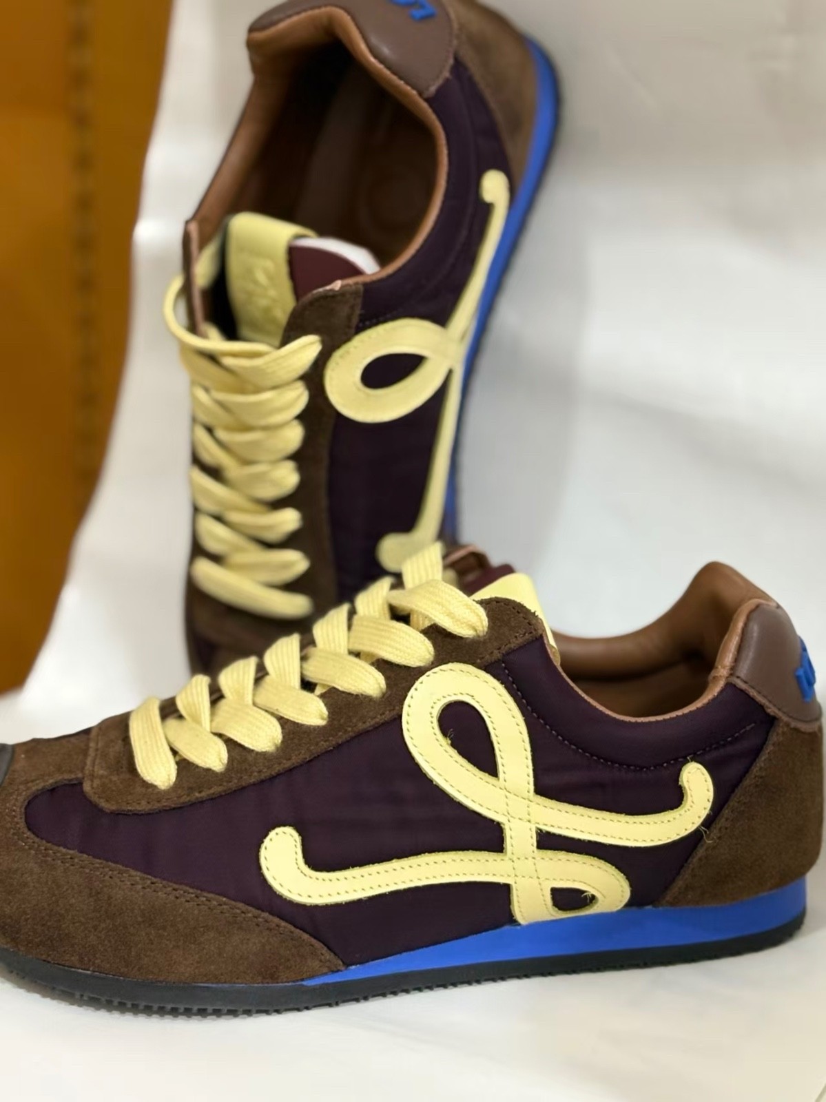 LOEWE Ballet Runner 2.0 Brown Men\'s Sneakers MBR2282X01-4865 Nylon Calfskin