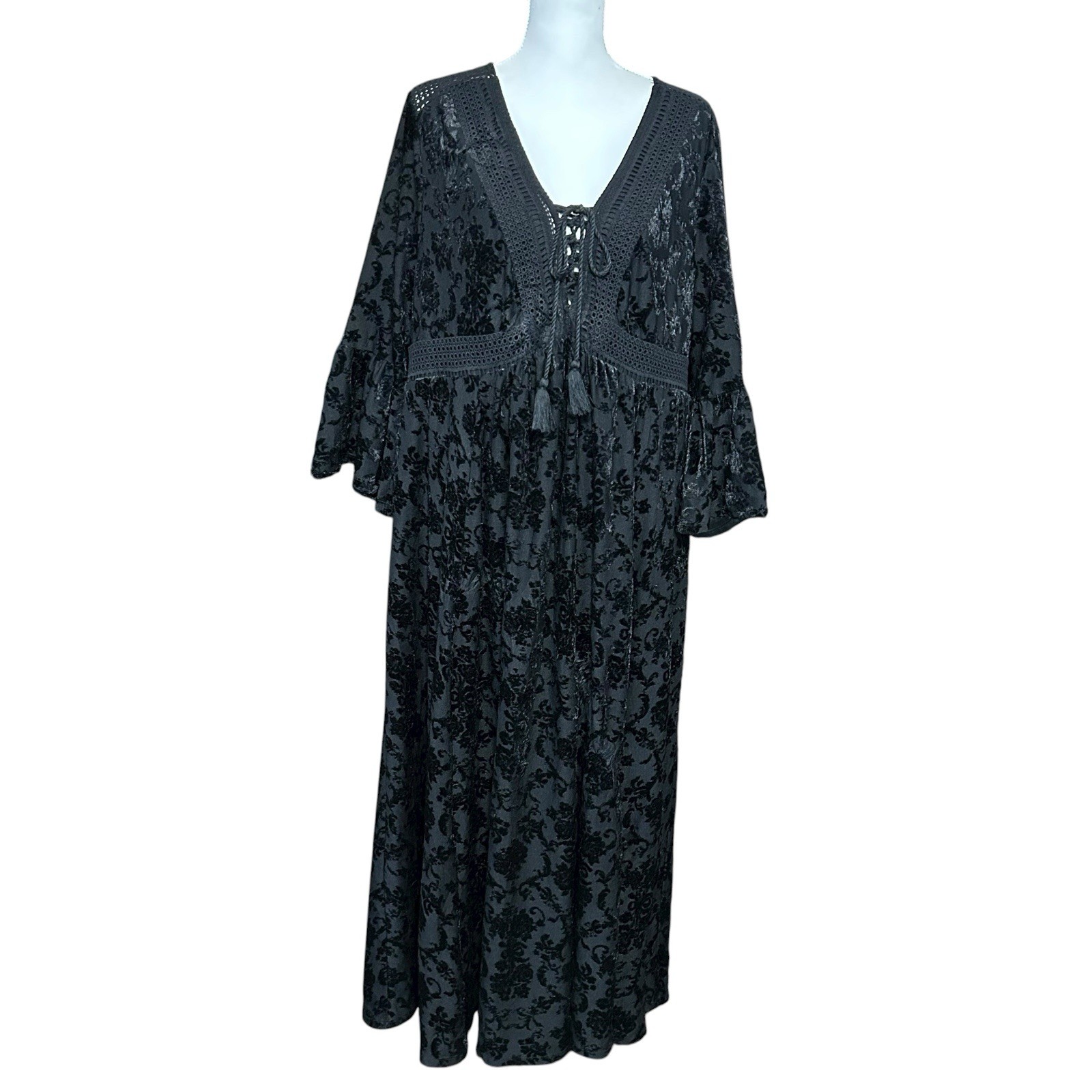 NWT Torrid Black Burnout Velvet Maxi Dress 2X Lace Up Bell Sleeve Whimsigoth