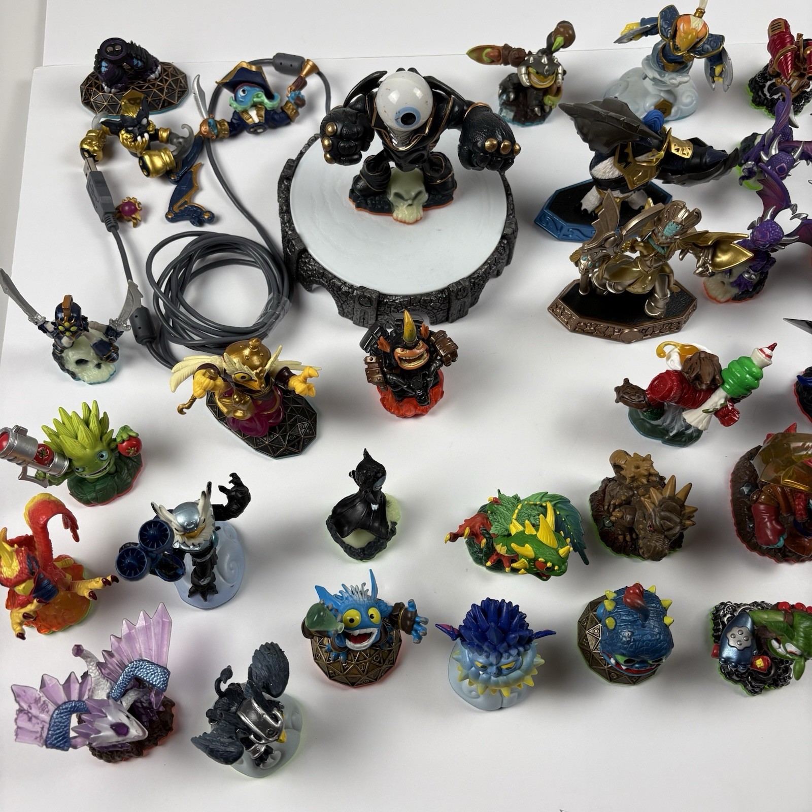 Skylanders Figure Lot 40+ w Portal of Power Spyro Giants Swap Force Imaginators