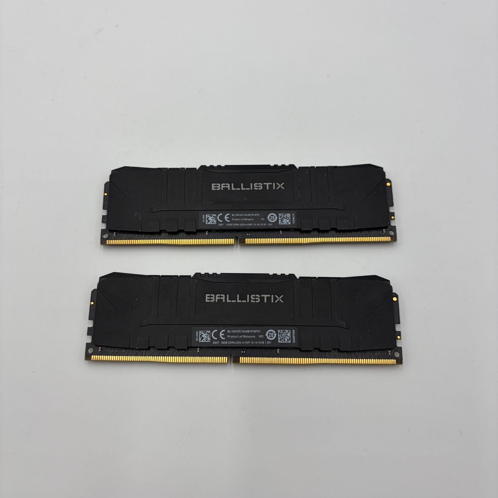 Crucial Ballistix 32GB 2x16GB DDR4 RAM 3200MHz BL16G32C16U4B.M16FE1