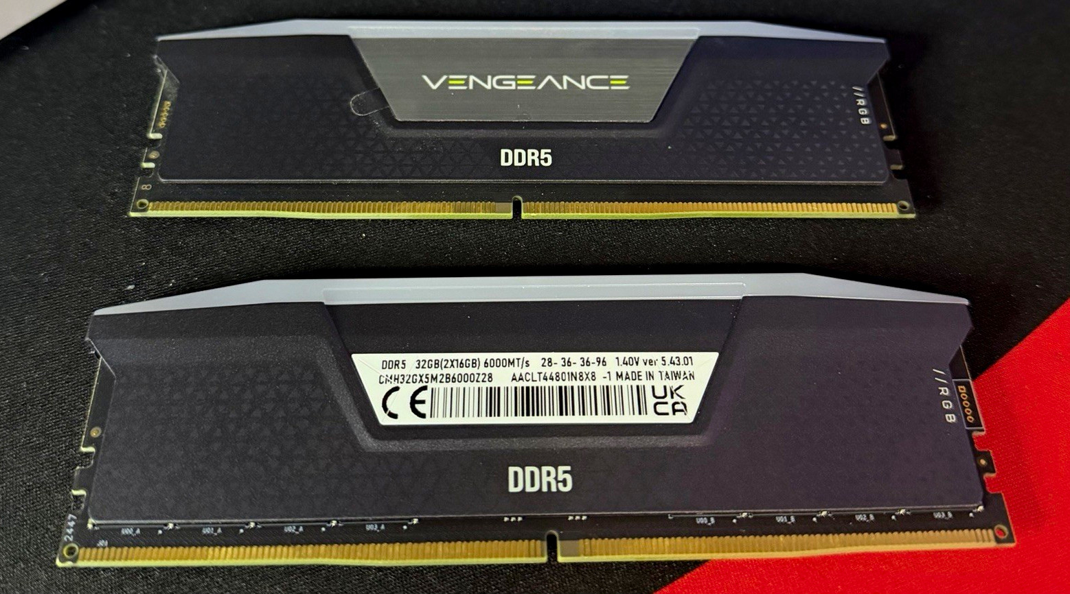 Corsair Vengeance CL28 RGB 32GB 2x16GB DDR5 6000MT/s DIMM