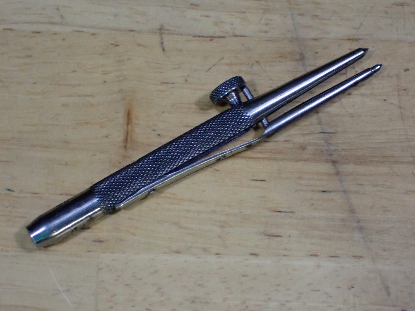 Vintage L.S. Starrett Machinists No. 118 Spacing Center Punch good used Vintage L.S. Starrett Machinists No. 118 Spacing Center Punch good used