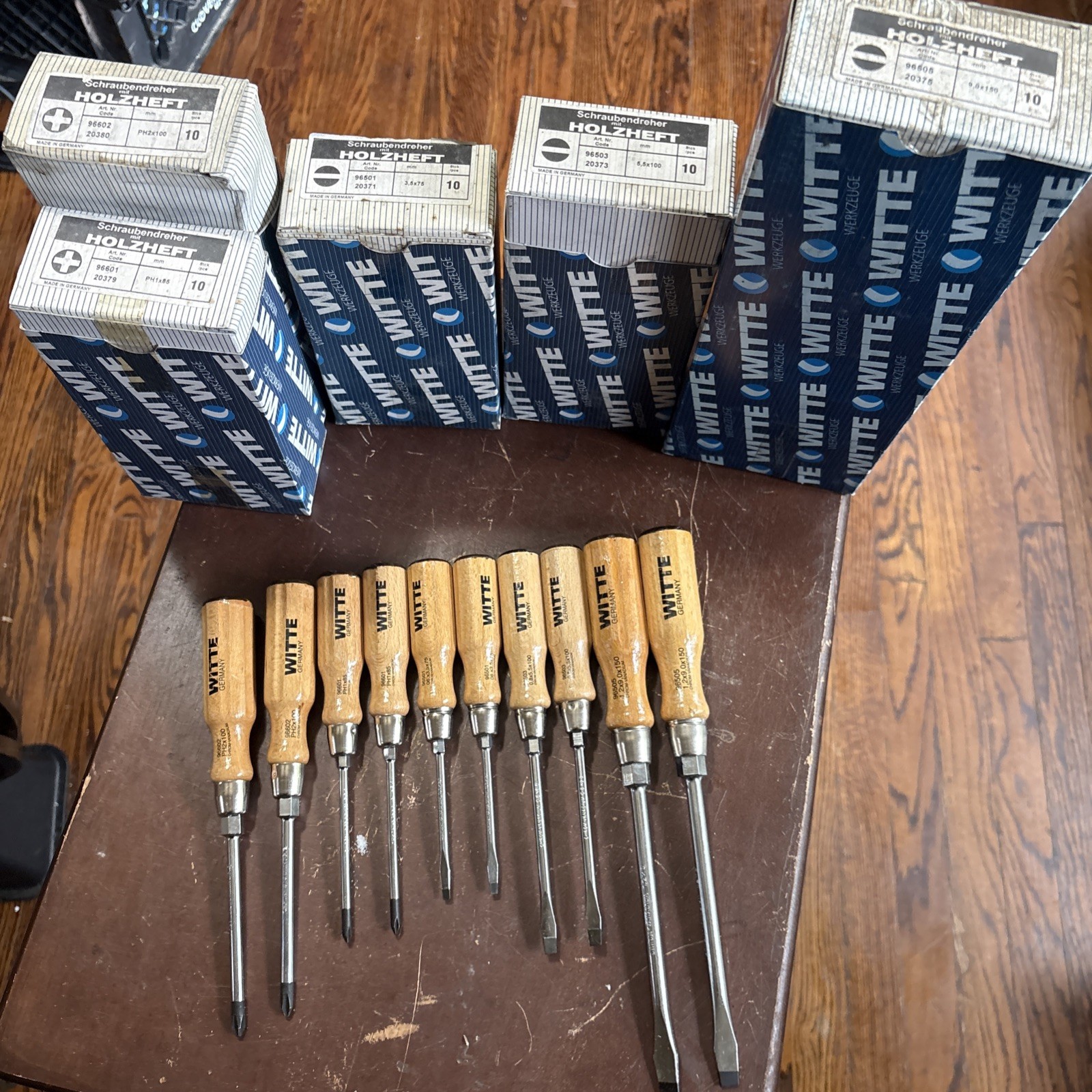 (10) Vintage New Old Stock Witte Wood Handle Screwdriver Germany (5) Sizes (10) Vintage New Old Stock Witte Wood Handle Screwdriver Germany (5) Sizes