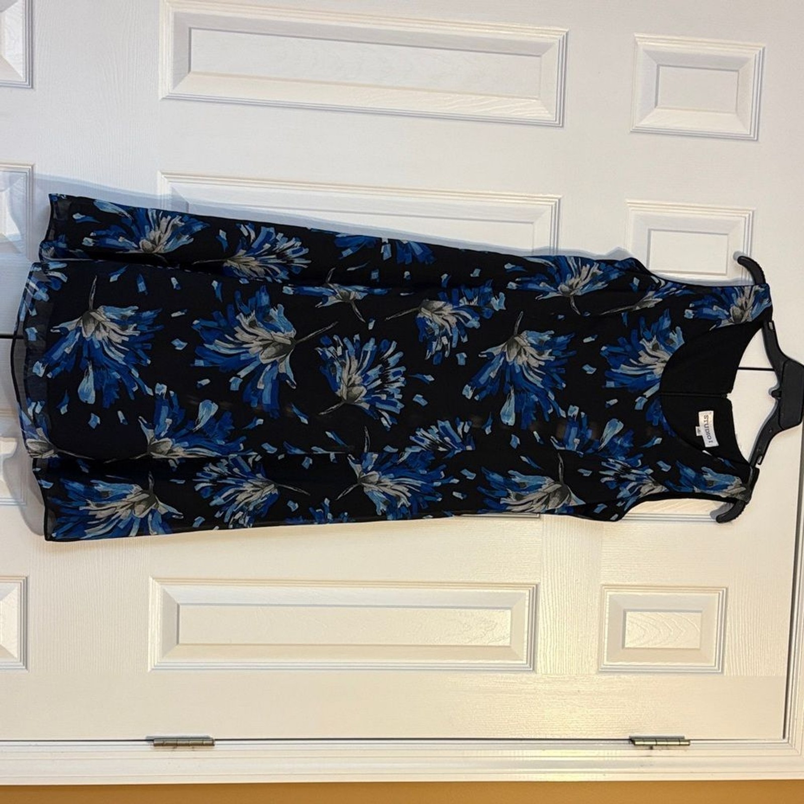 Studio I Black Dress with Floral Design B18