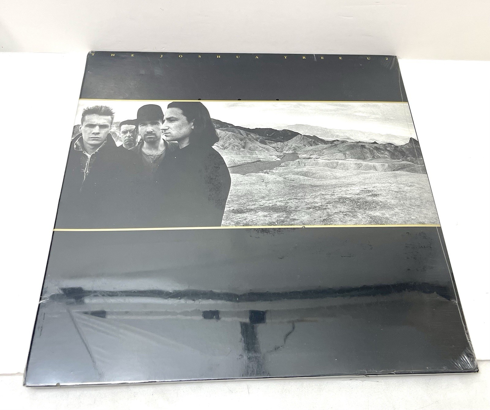 Sealed U2 THE JOSHUA TREE 1987 Vinyl Record Island Records Columbia House Sealed U2 THE JOSHUA TREE 1987 Vinyl Record Island Records Columbia House