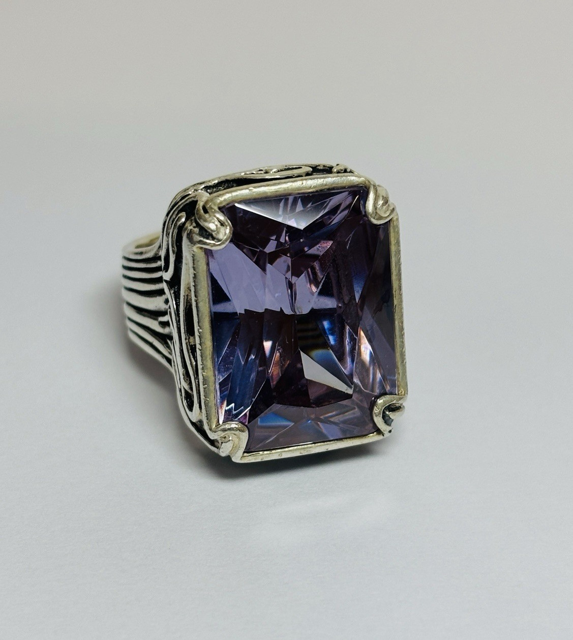 Silpada Sterling 925 Silver Lavender Fields Ring R2001 Size 6.75 - .64 Silpada Sterling 925 Silver Lavender Fields Ring R2001 Size 6.75 - .64