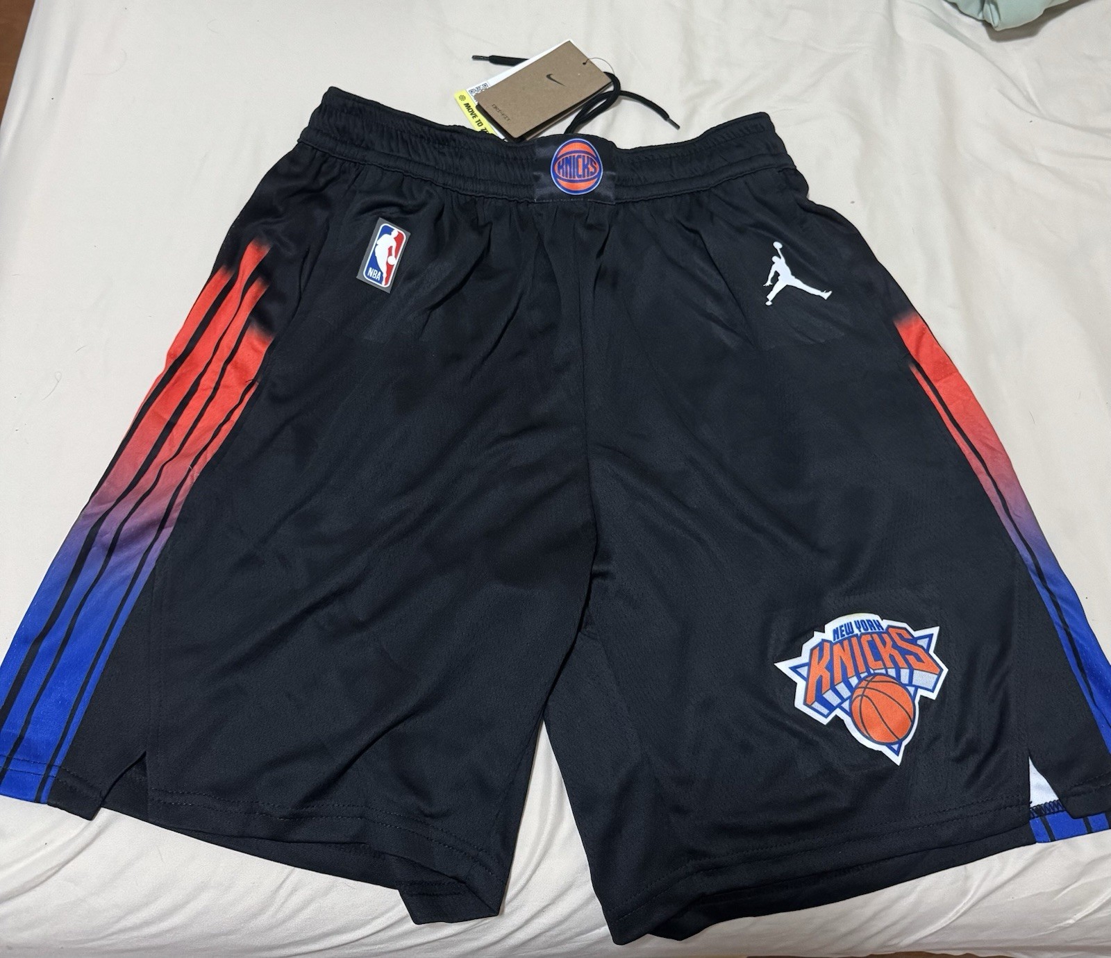 New York Knicks NBA Basketball Shorts Size Large