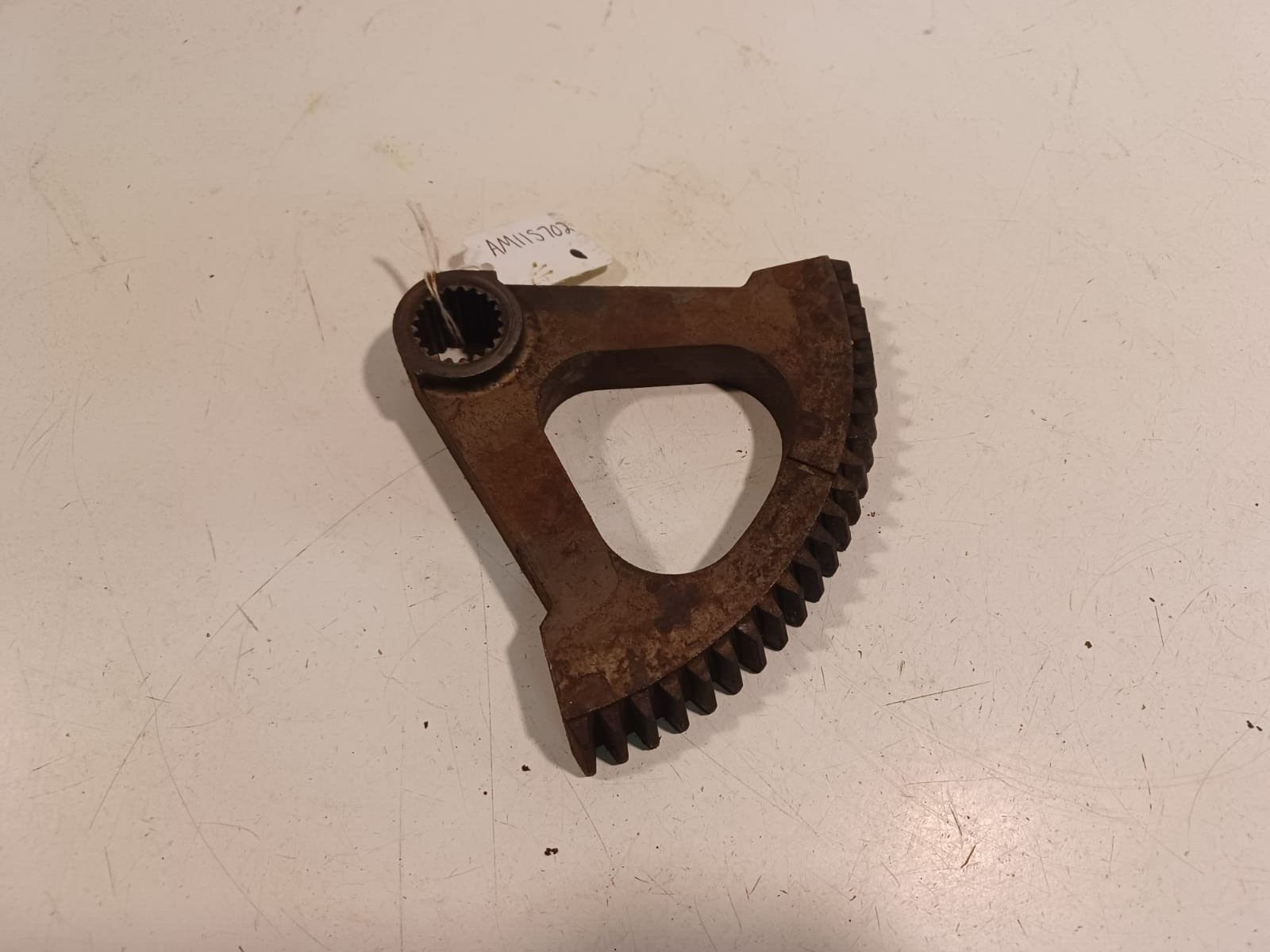 JOHN DEERE STEERING GEAR AM115702