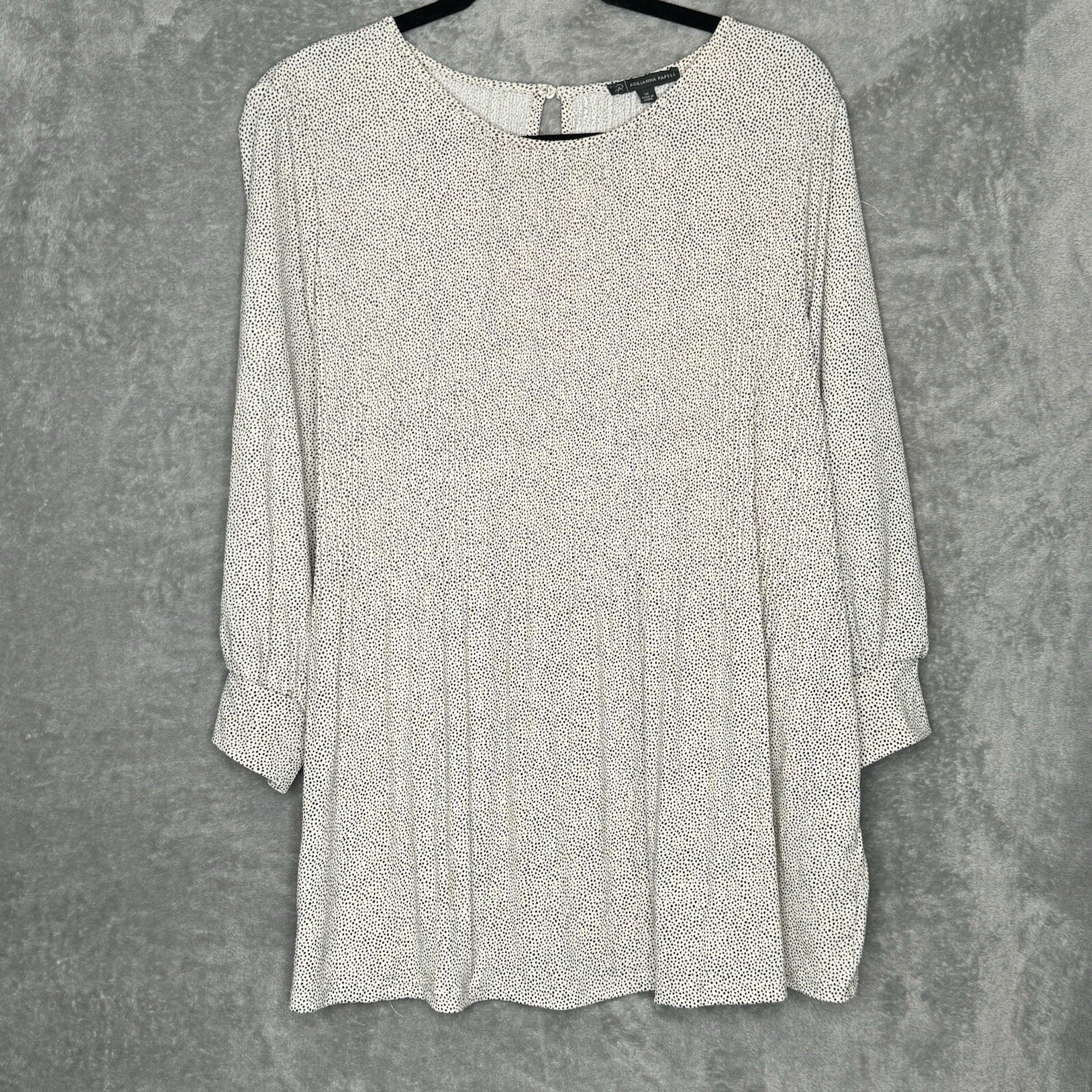 Adrienna Papell 1X Shirt Top Beige Black Polka Dot 3/4 Sleeve Round Neck Stretch