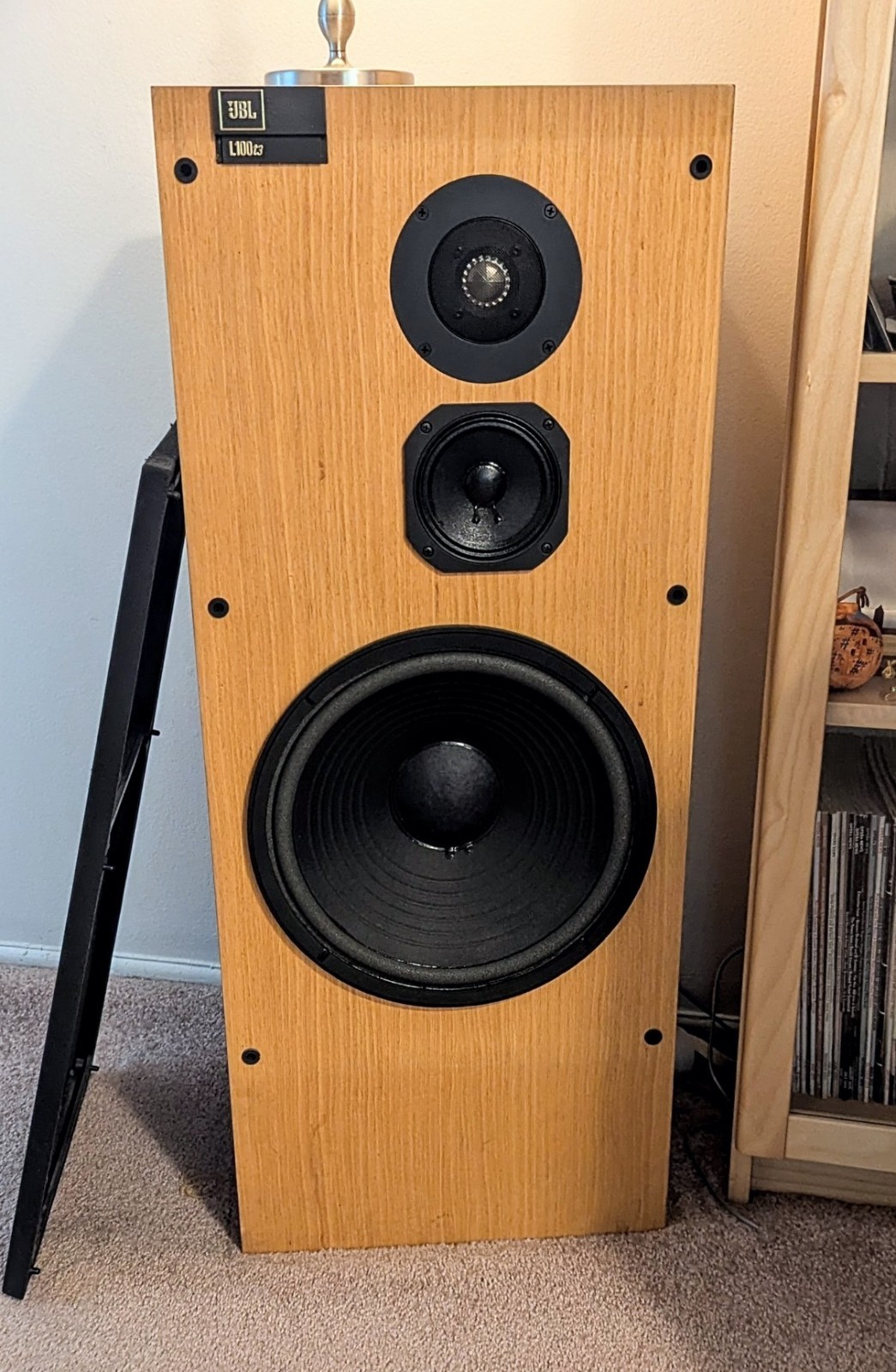 JBL l100 T3 3 Way Tower Floor Speakers - Pickup Only JBL l100 T3 3 Way Tower Floor Speakers - Pickup Only