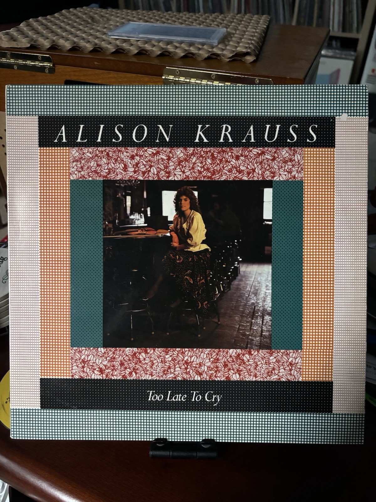 Alison Krauss - Too Late To Cry. 1987. Rounder Records. Vinyl.