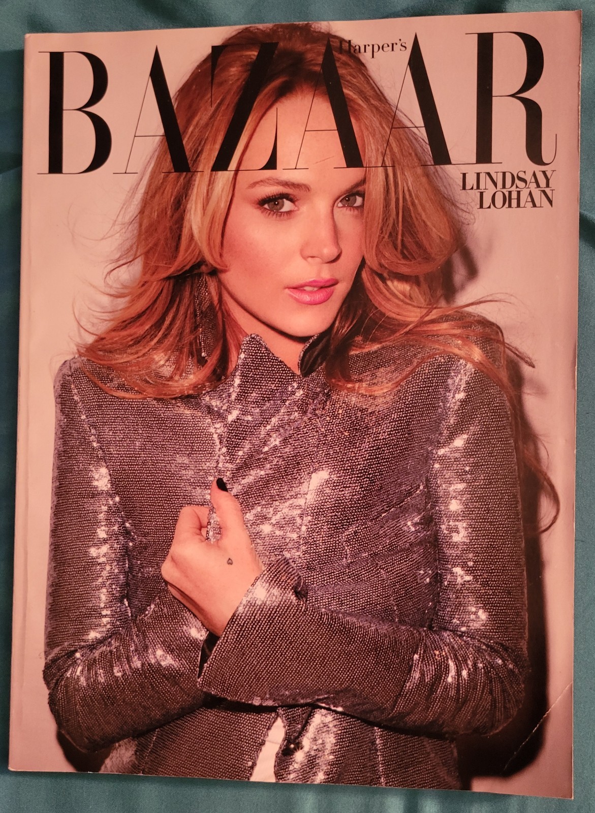 LINDSAY LOHAN Featured HARPER\'S BAZAAR Magazine December 2008 No Label