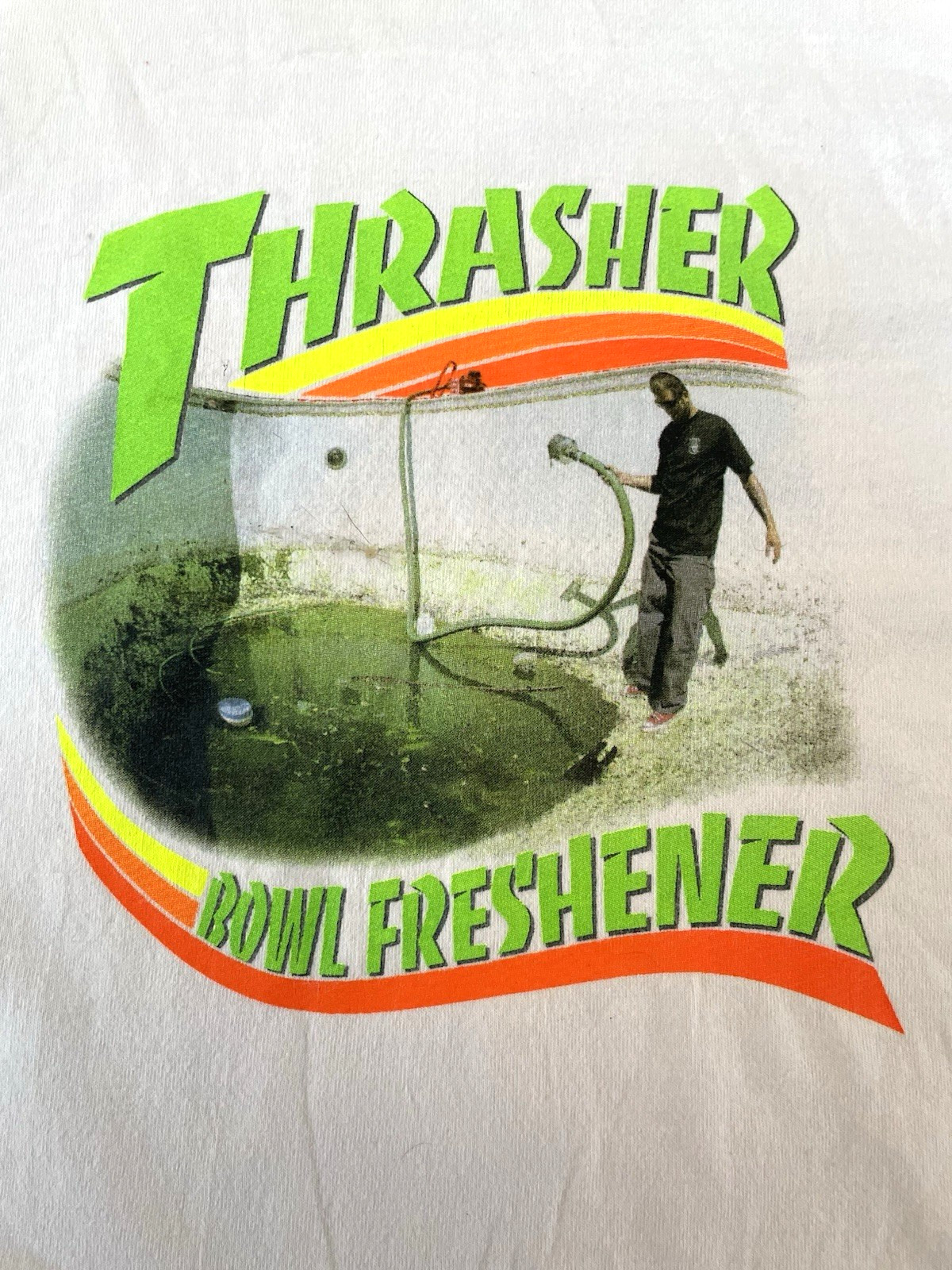 RARE VINTAGE THRASHER MAGAZINE SHIRT XL BOWL FRESHENER WHITE Y2K ERA SKATEBOARD