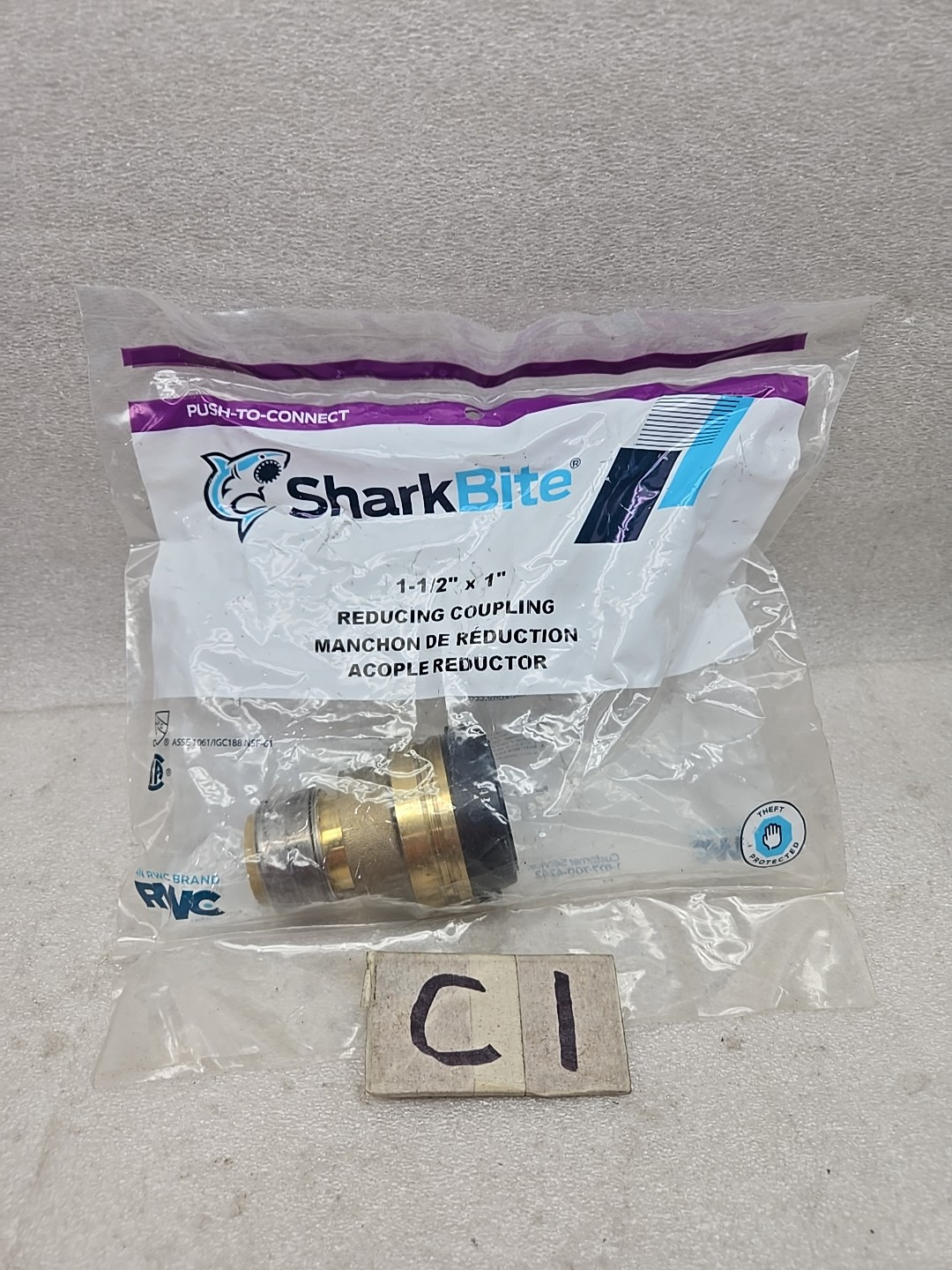 SharkBite 1-1/2 Inch x 1 Inch Reducing Coupling, Push to Connect Brass Plumbing