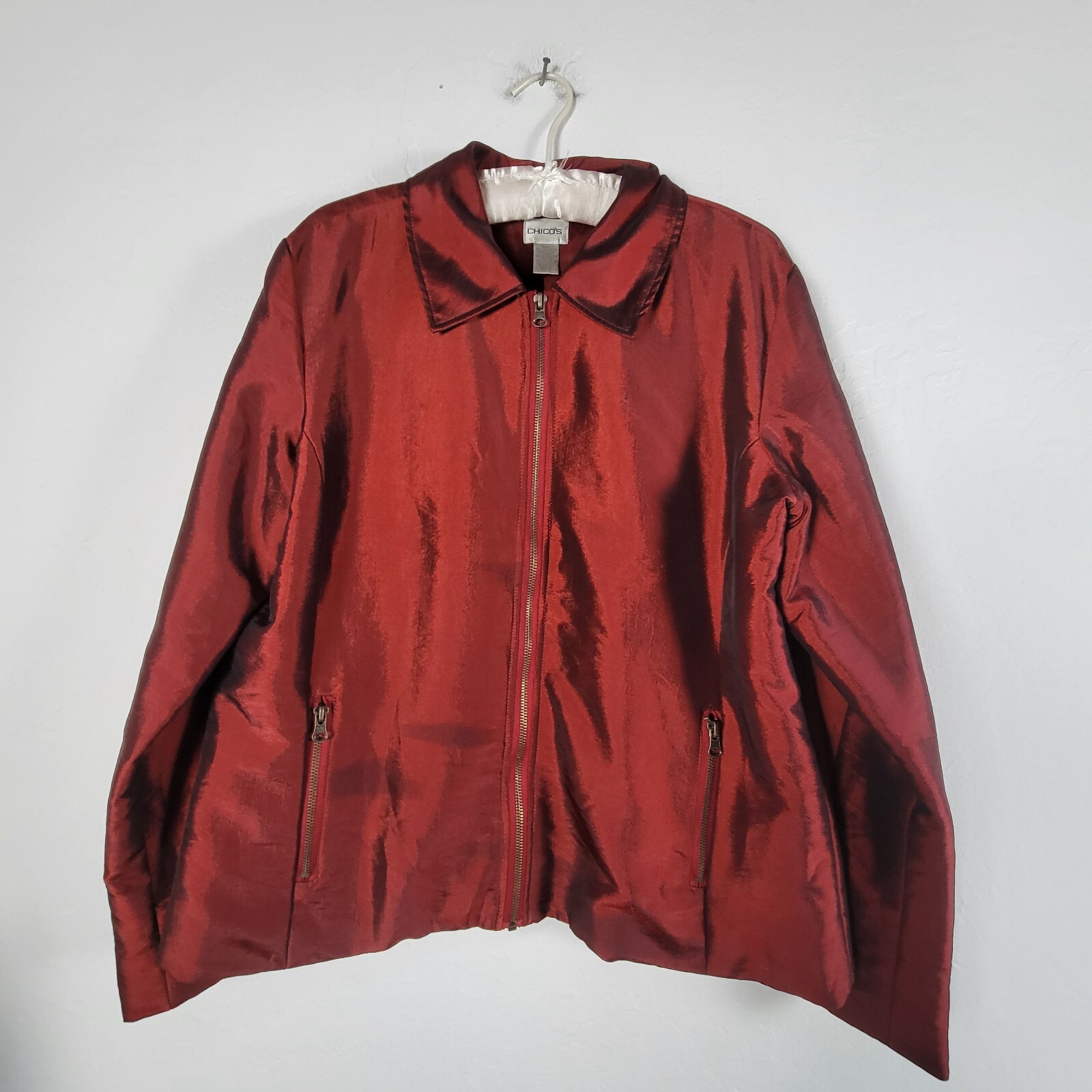 Chico\'s Womens Zip Front Red Shimmer Jacket Size 2 Lightweight Collared Lined