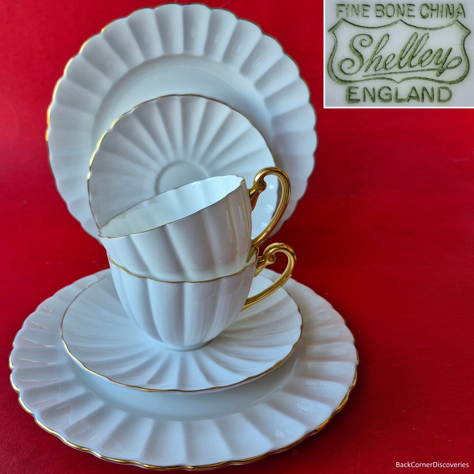2 Shelley England SHE4 White Trios: 2 Ludlow Flat Cups+2 Saucers+2 Salad Plates