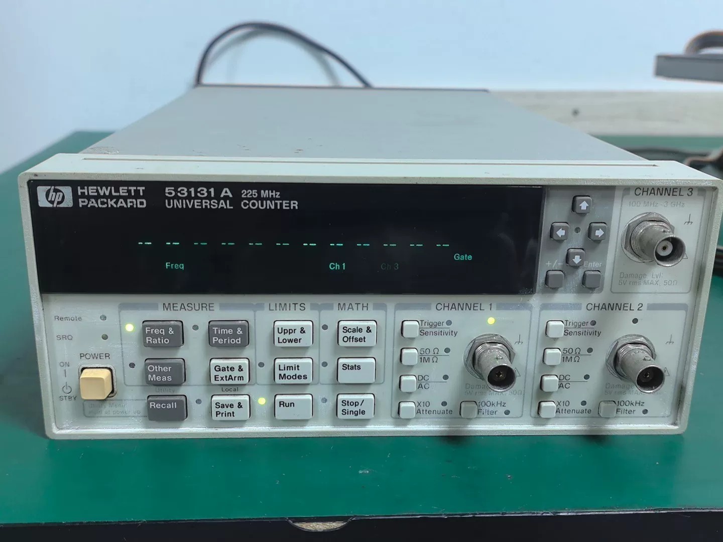 1pcs 53131A Agilent KEYSIGHT 225MHz REQUENCY UNIVERSAL COUNTER Fast delivery