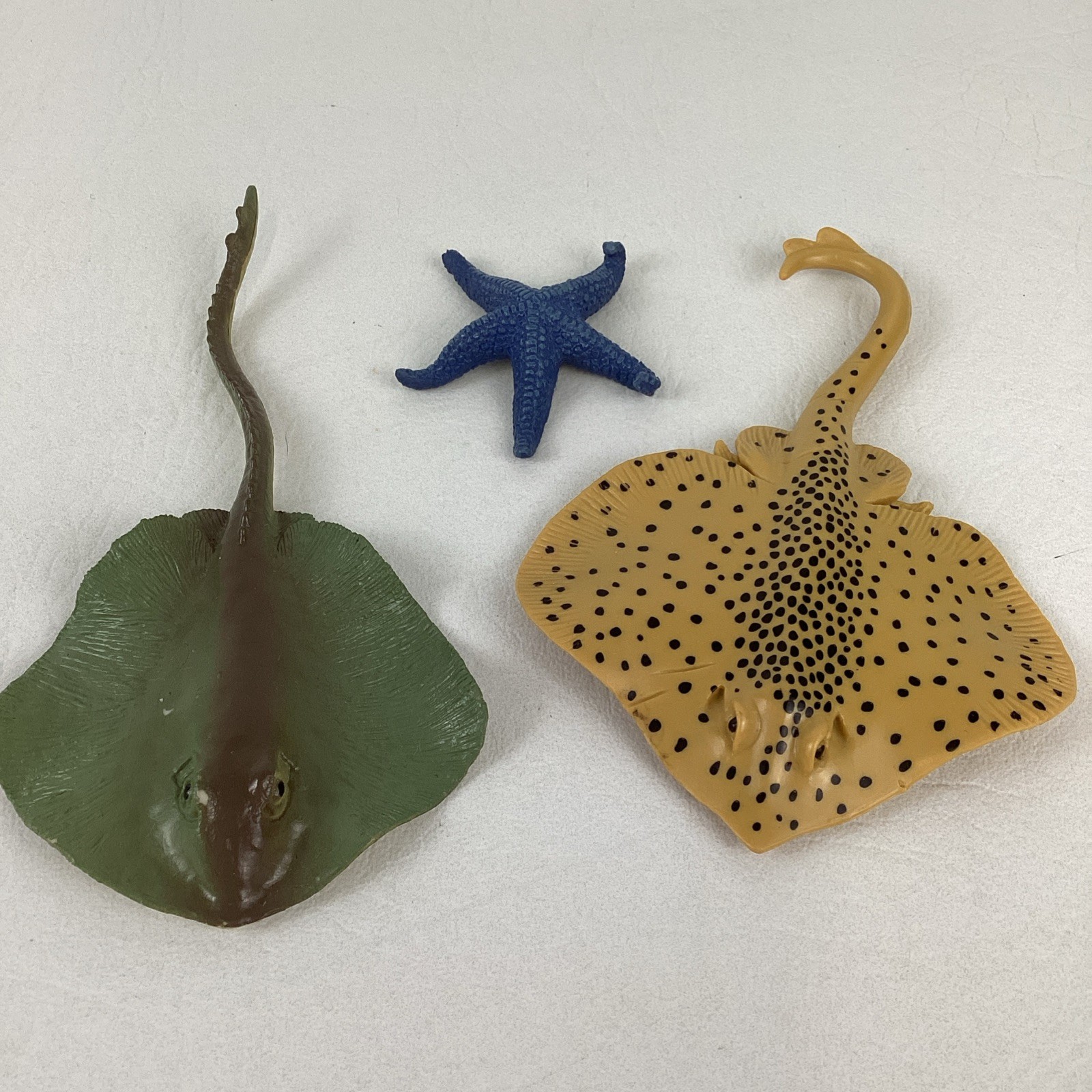 Chap Mei Animal Planet Deep Sea Exploration Sting Ray Starfish Figure Bundle Chap Mei Animal Planet Deep Sea Exploration Sting Ray Starfish Figure Bundle