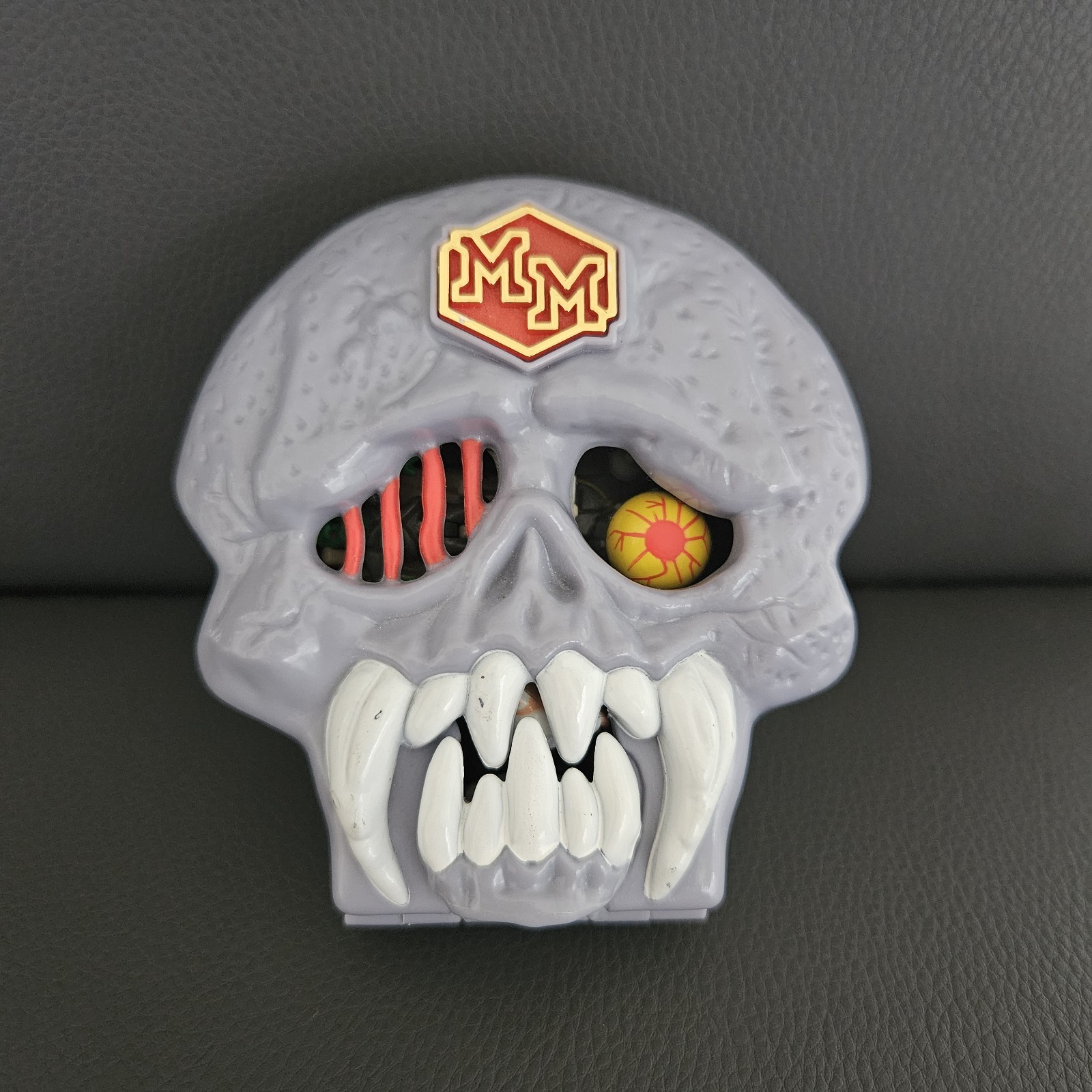 Mighty Max Escapes from Skull Dungeon Doom Zone Complete 