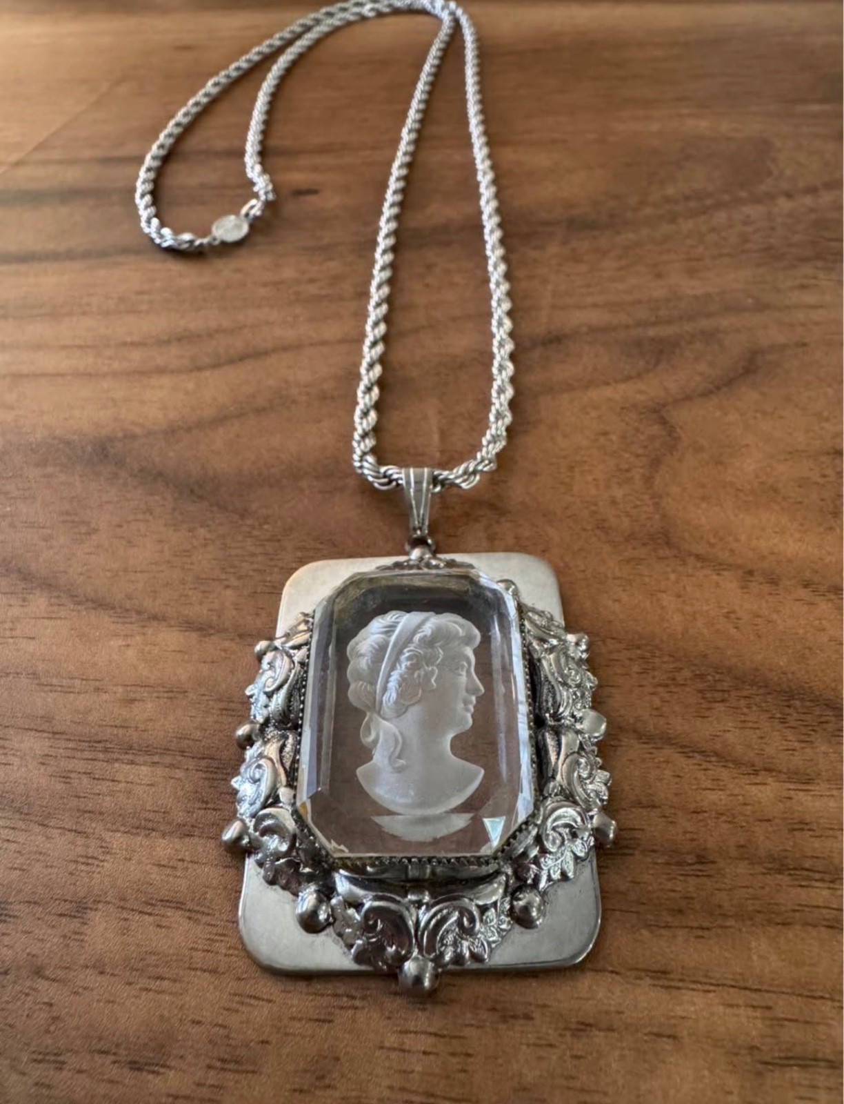 Vintage NAPIER Cameo Necklace - 28\ Vintage NAPIER Cameo Necklace - 28\