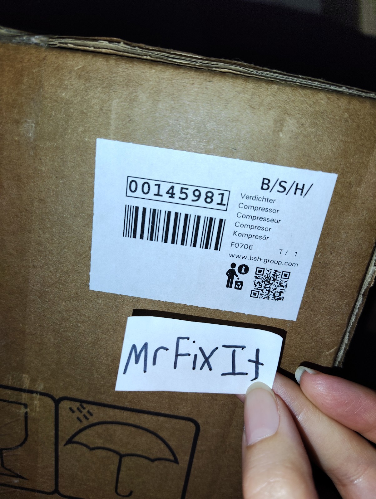 00145981 Genuine Bosch Compressor for Beverage Fridges NEW in box