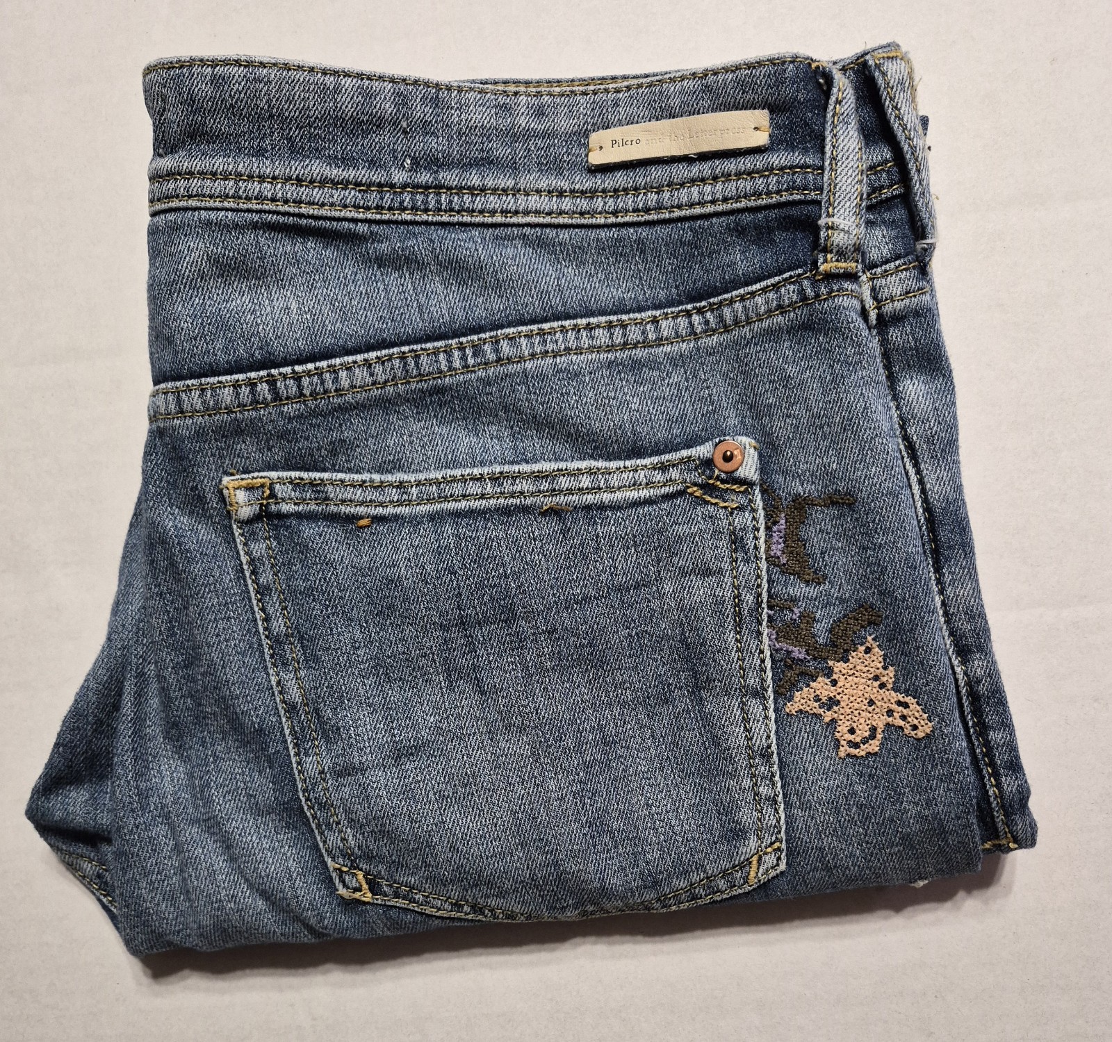 Pilcro by Anthropologie Letterpress Jeans Size 30 Womens Embroidered Boyfriend 