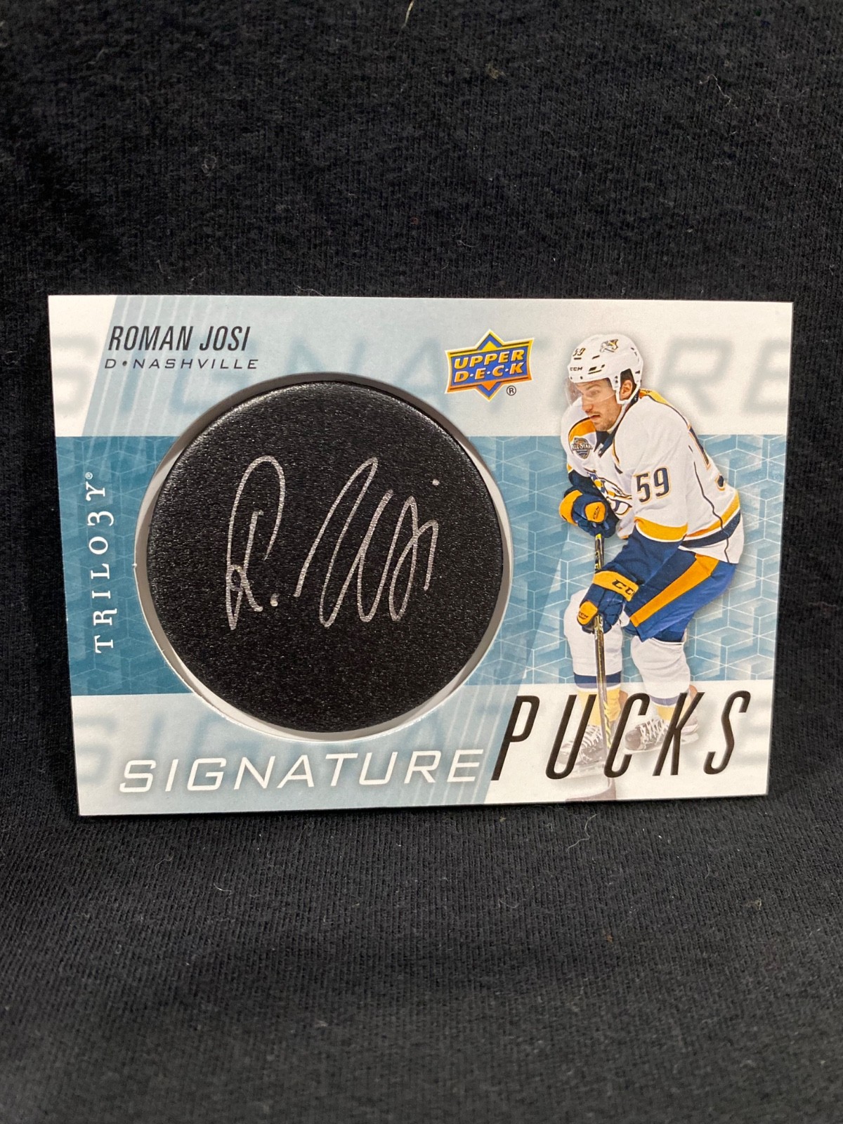 Upper Deck 2016-17 Trilogy Signature Pucks #SP-SI Roman Josi Predators Auto