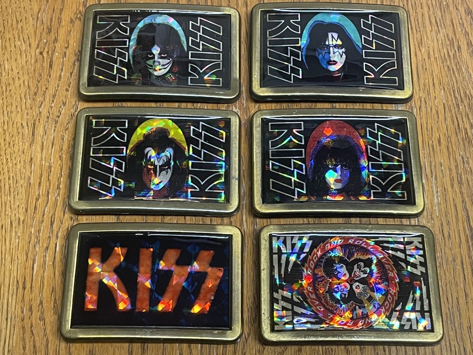 6 KISS BELT BUCKLES SUPER RARE FULL SET GENE PAUL ACE PETER KISS RARO- EXCELLENT 6 KISS BELT BUCKLES SUPER RARE FULL SET GENE PAUL ACE PETER KISS RARO- EXCELLENT