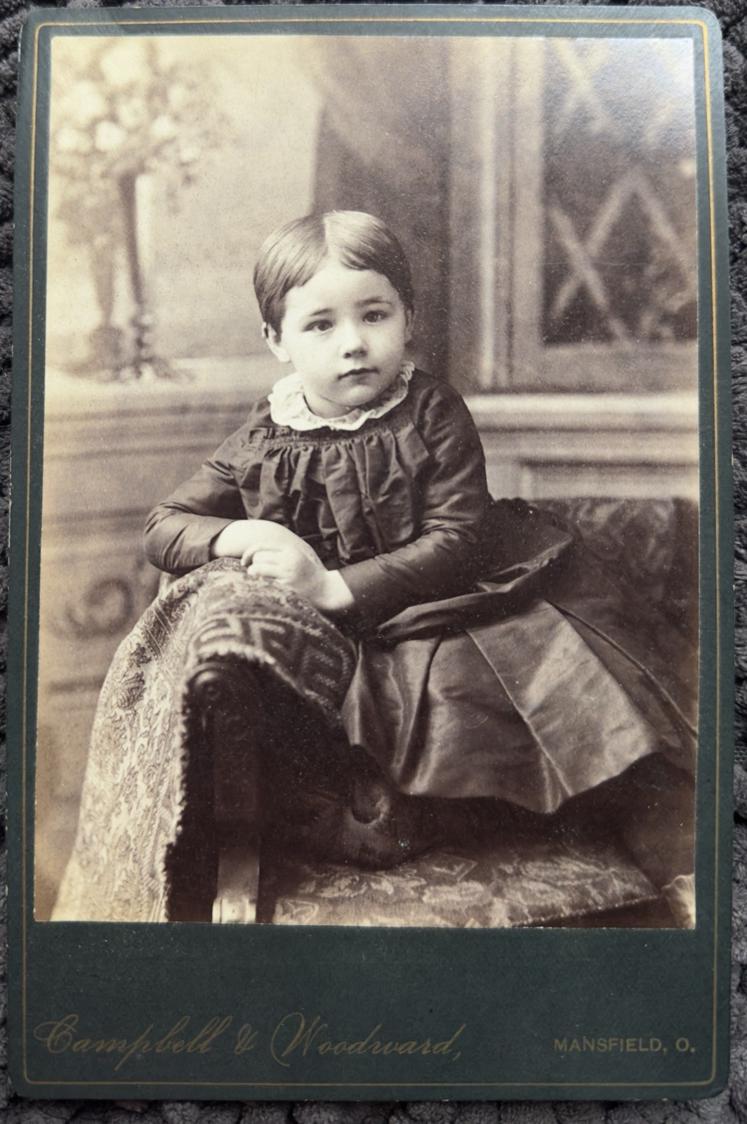 Antique 1880s Victorian Girl Cabinet Card Photo Campbell Woodward Mansfield Ohio