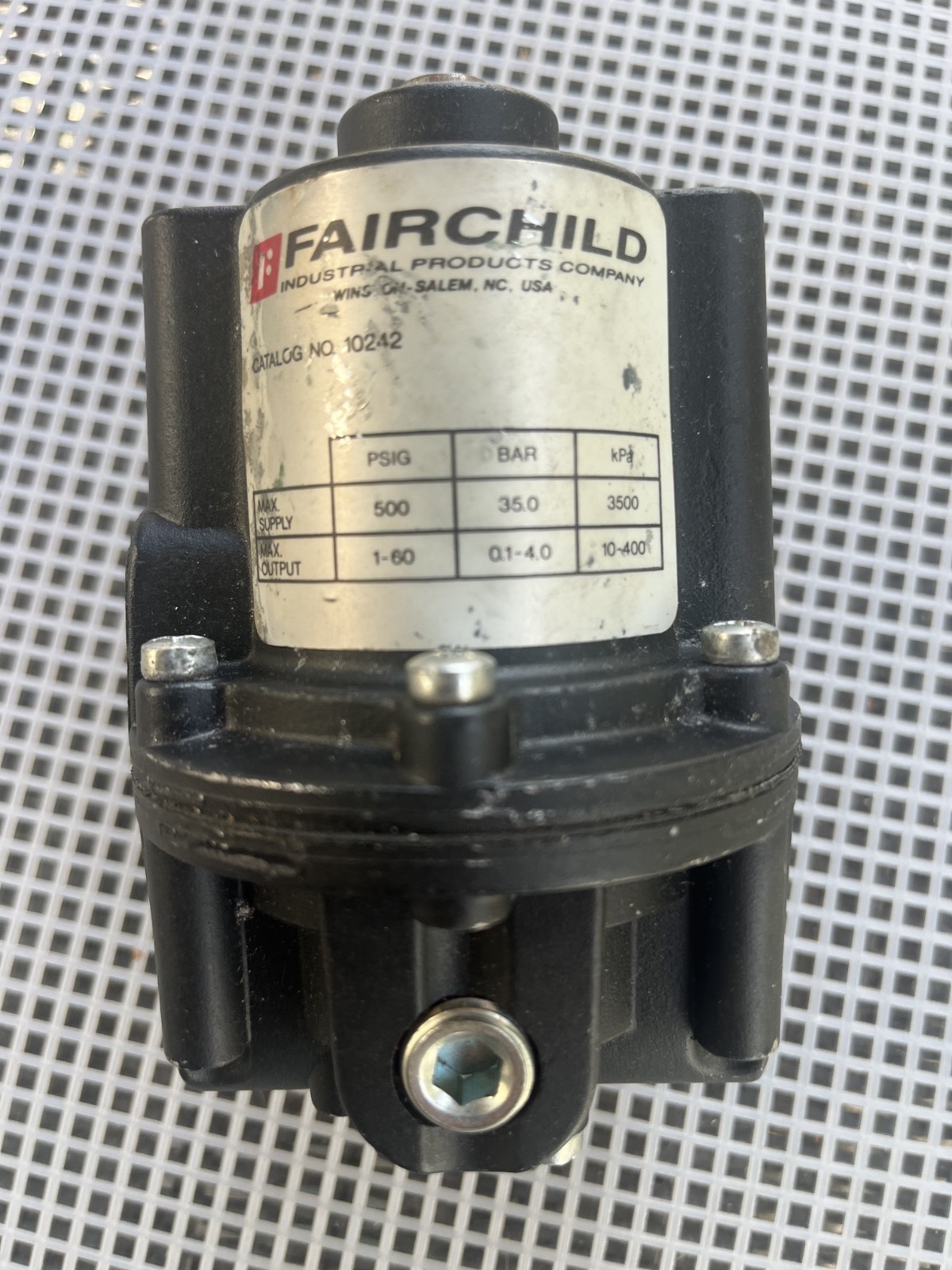 Fairchild Model 10 Pneumatic Precision Regulator 10242