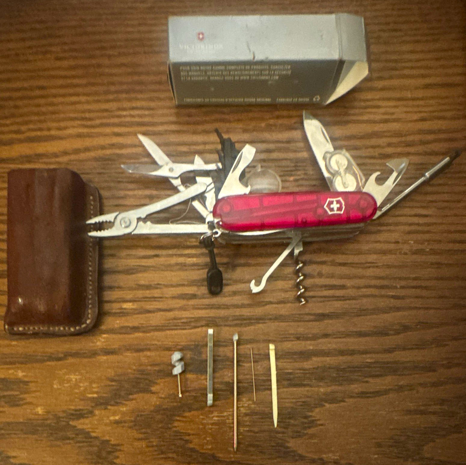 Victorinox Swiss Army Red  translucent  Cybertool lite 91mm discontinued 