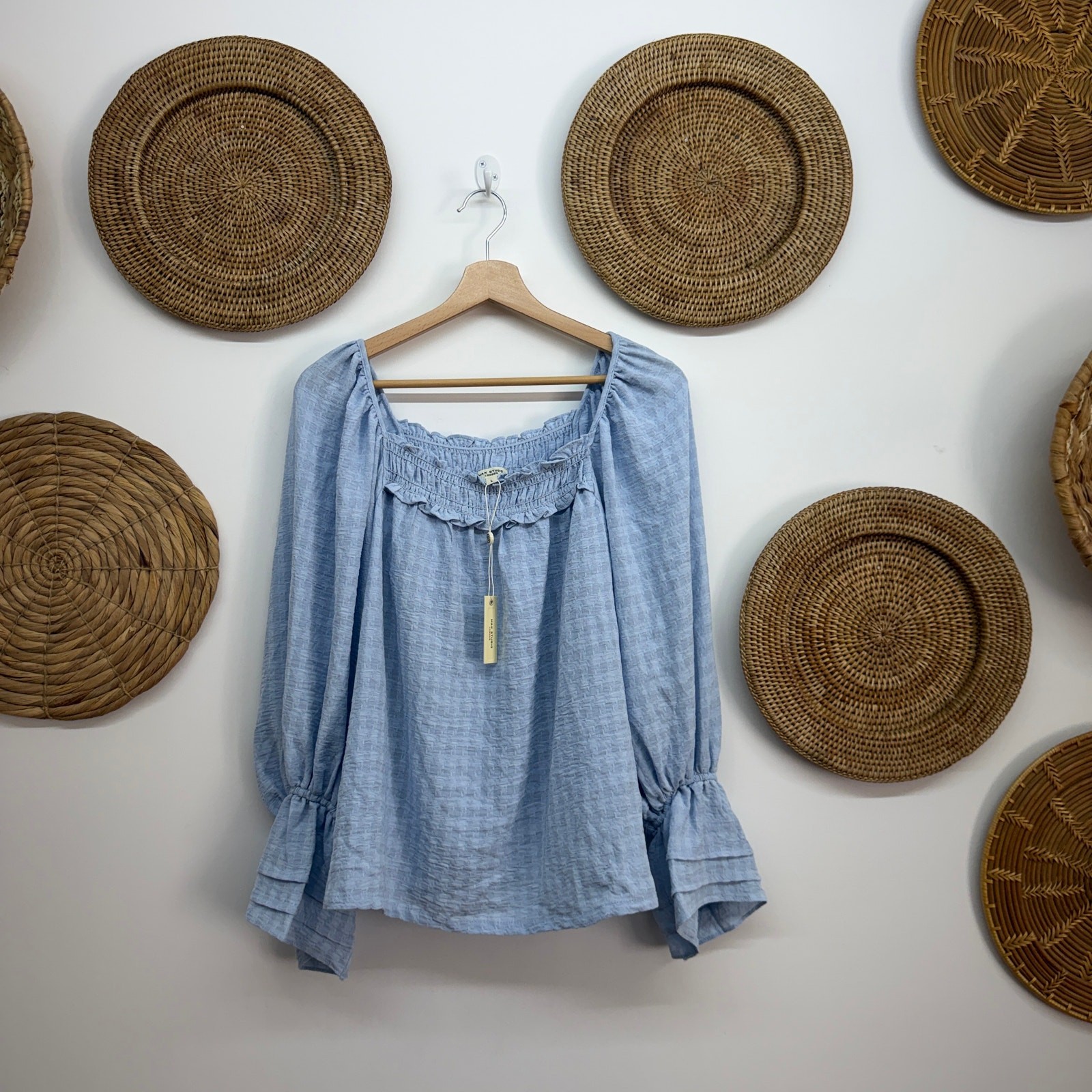NEW $138 Max Studio Blue Long Sleeve Blouse Top Large NEW $138 Max Studio Blue Long Sleeve Blouse Top Large