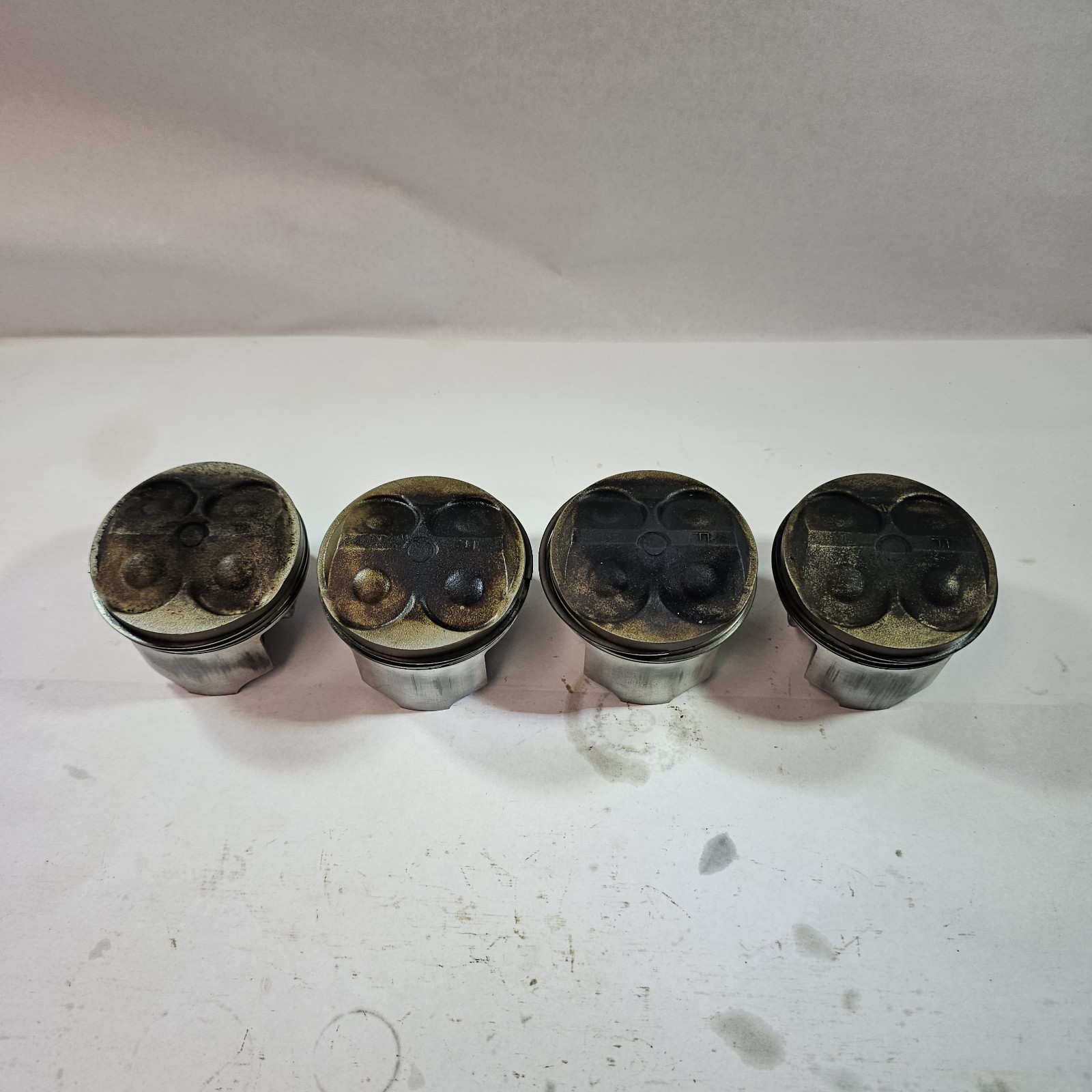 1989-1997 SUZUKI GSX750F GSX 750 KATANA PISTONS PISTON SET OF 4 USED OEM