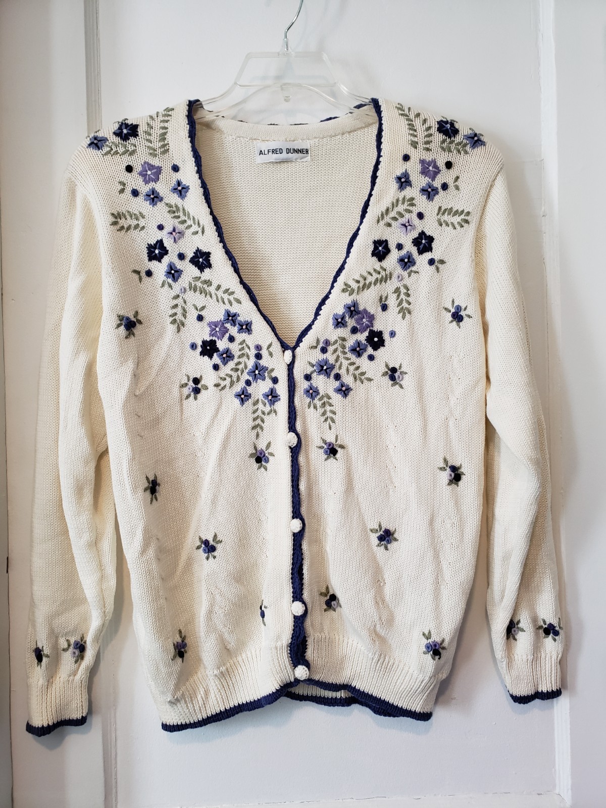 NWOT Alfred Dunner White Floral Sweater Size L #533
