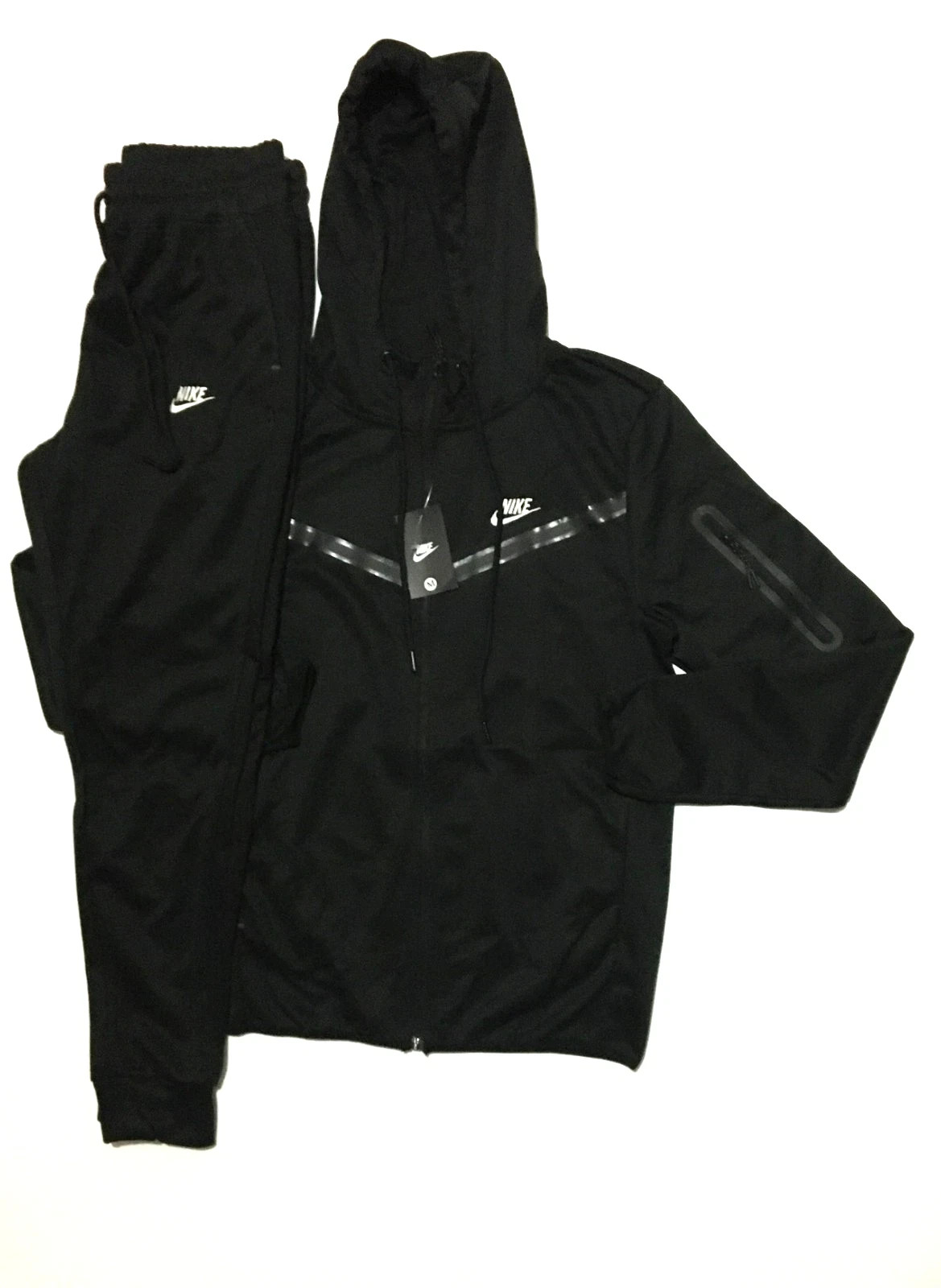 Men Nike Tech Set Men Nike Tech Set
