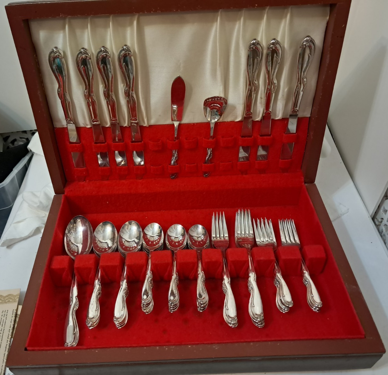 INTERNATIONAL SILVER ROGERS & BRO. CELEBRATION SILVERPLATE FLATWARE W/ BOX 1959