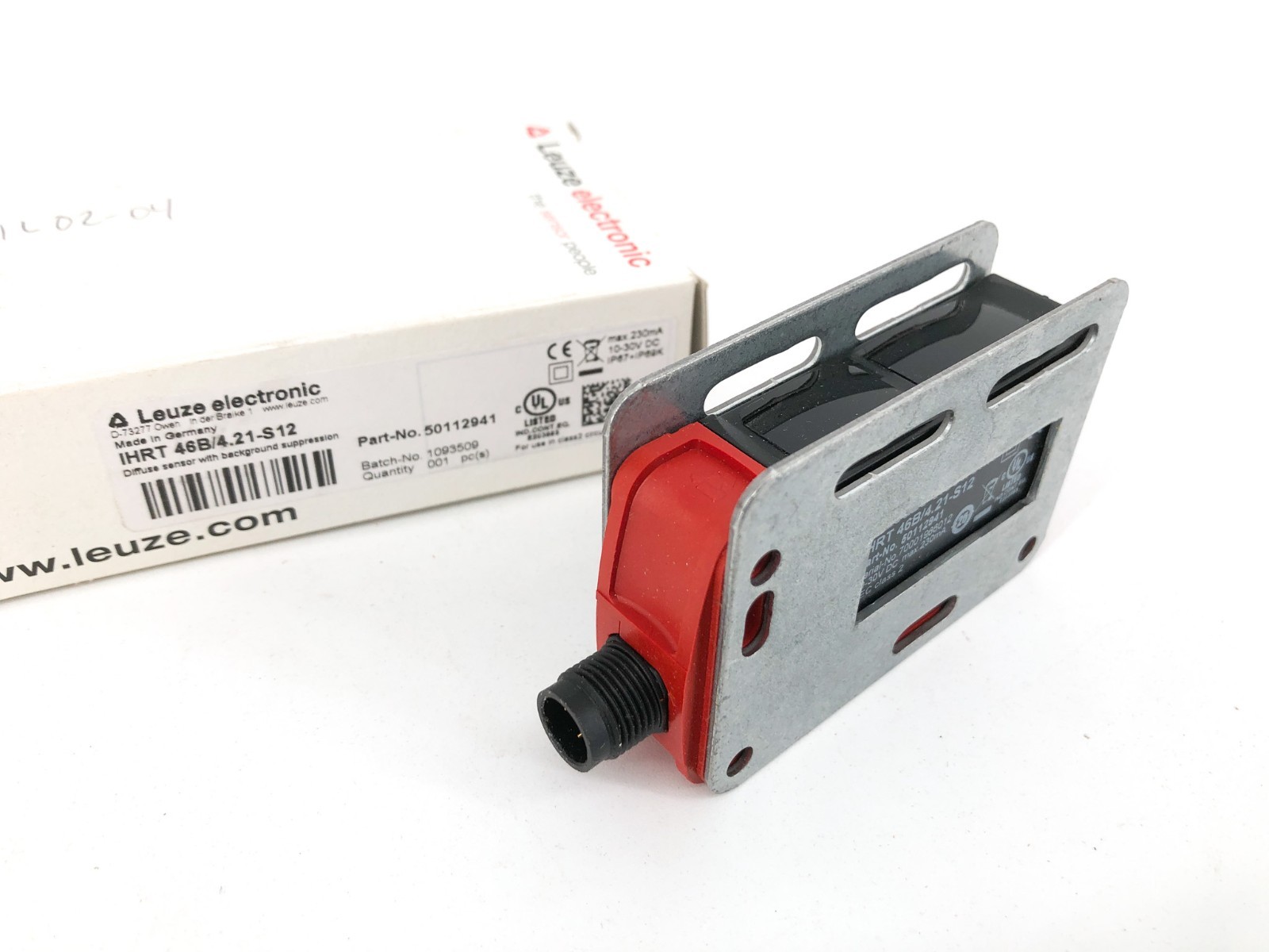 New Leuze IHRT 46B/4.21-S12 Diffuse Sensor w/ Background Suppression 50112941 New Leuze IHRT 46B/4.21-S12 Diffuse Sensor w/ Background Suppression 50112941