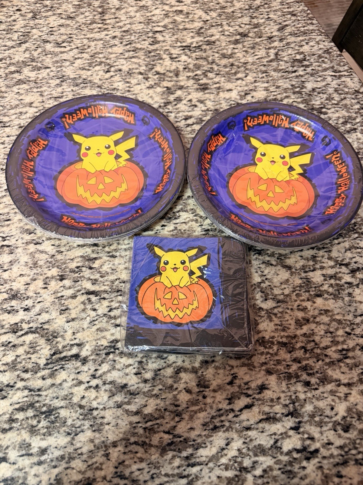 Pokemon Halloween Napkins and plates 2000 Nintendo VTG New Sealed Pikachu Y2K Pokemon Halloween Napkins and plates 2000 Nintendo VTG New Sealed Pikachu Y2K