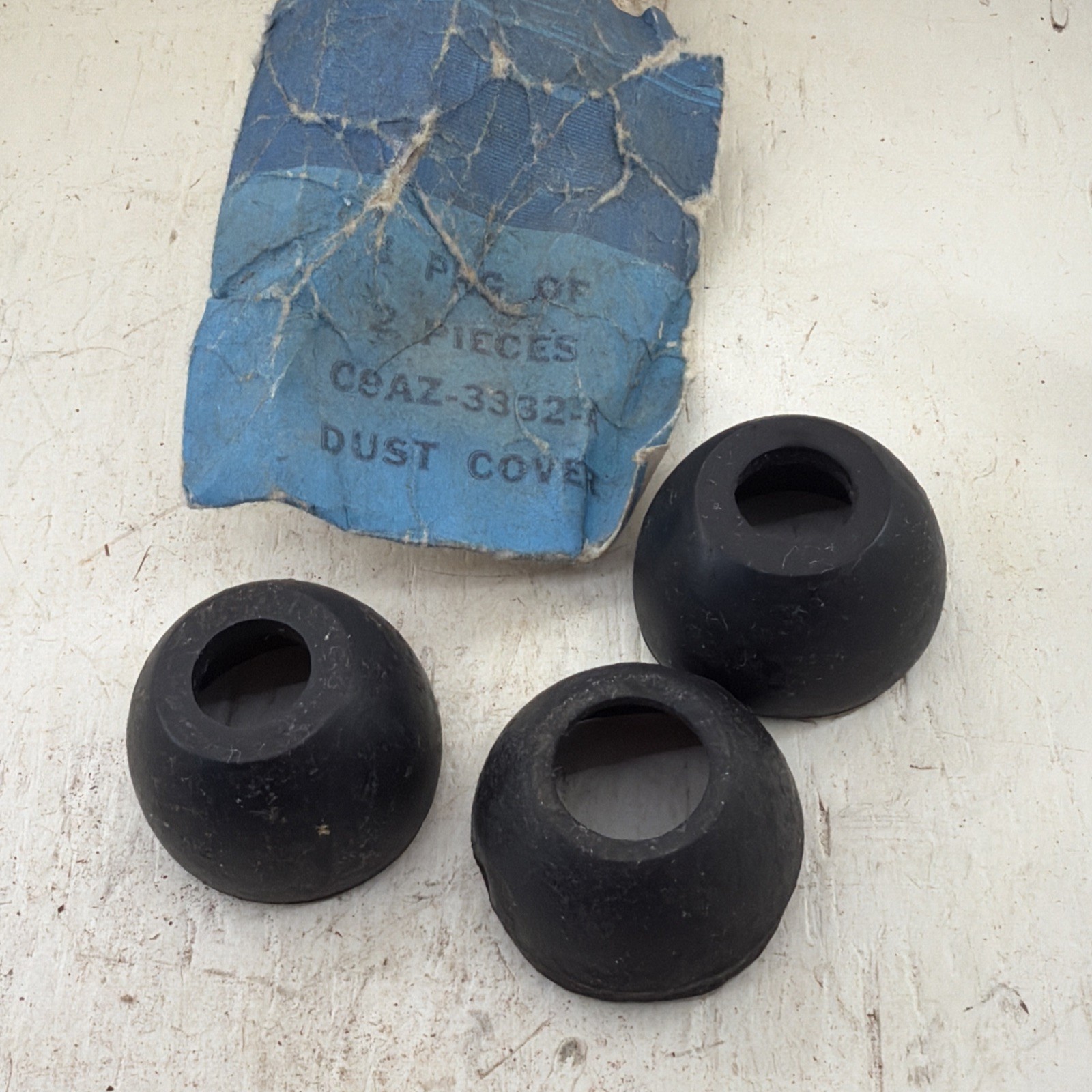 3-NOS OEM Ford C9AZ-3332-A tie rod dust boot 1969-72 Galaxie Custom Thunderbird 3-NOS OEM Ford C9AZ-3332-A tie rod dust boot 1969-72 Galaxie Custom Thunderbird