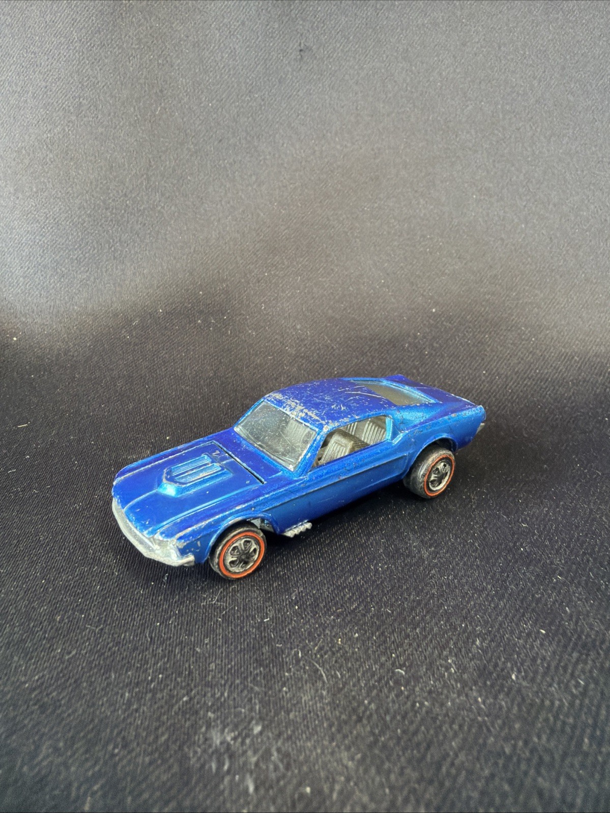 Vintage 1968 Mattel Hot Wheels Redline Custom Mustang in Spectraflame Blue US
