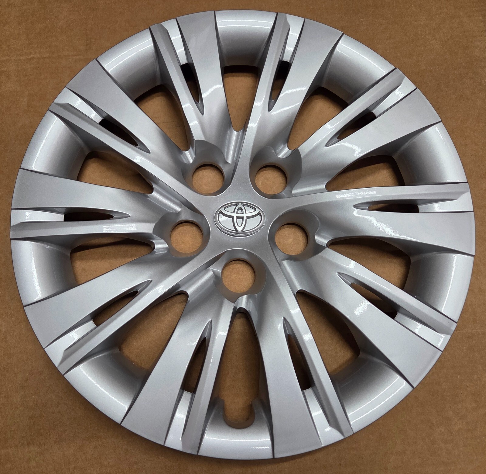 Hubcap fits Camry 2012 2013 2014 16