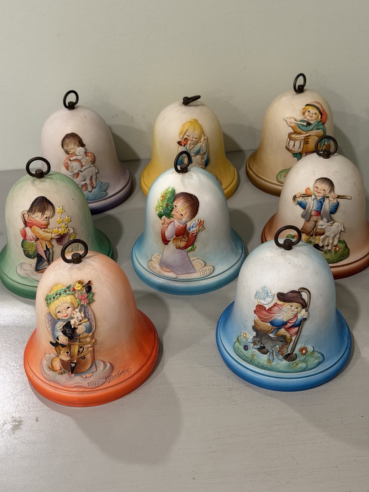 Vintage Made in Italy Set of 8 Christmas Music Box Bells. All work. 