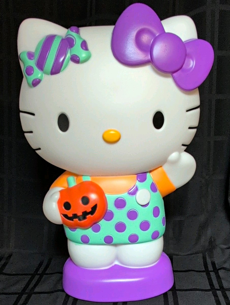 Sanrio Hello Kitty Lighted Halloween Blow Mold 22 Sanrio Hello Kitty Lighted Halloween Blow Mold 22