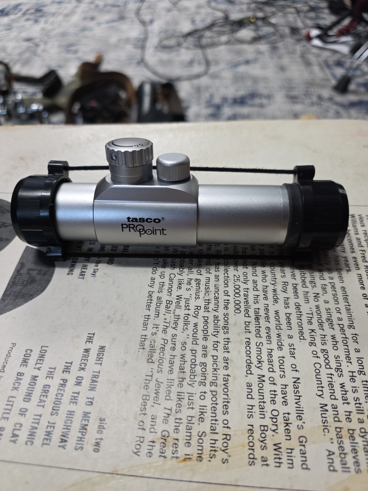 Vintage Tasco Pro Point Red Dot ~ Silver Vintage Tasco Pro Point Red Dot ~ Silver