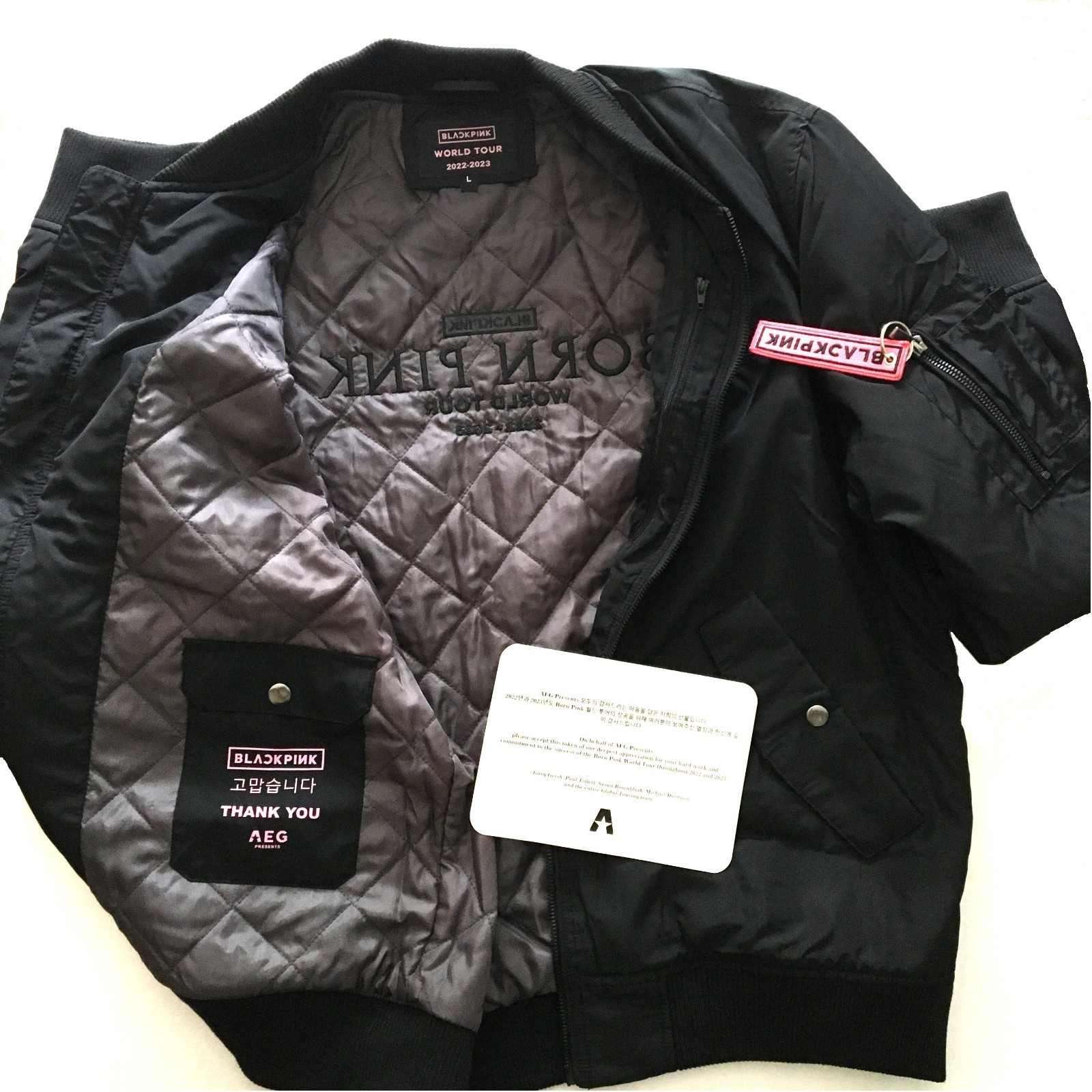 BlackPink Born Pink World Tour 2022-2023 Crew Bomber Jacket AEG (L) w/Keychain