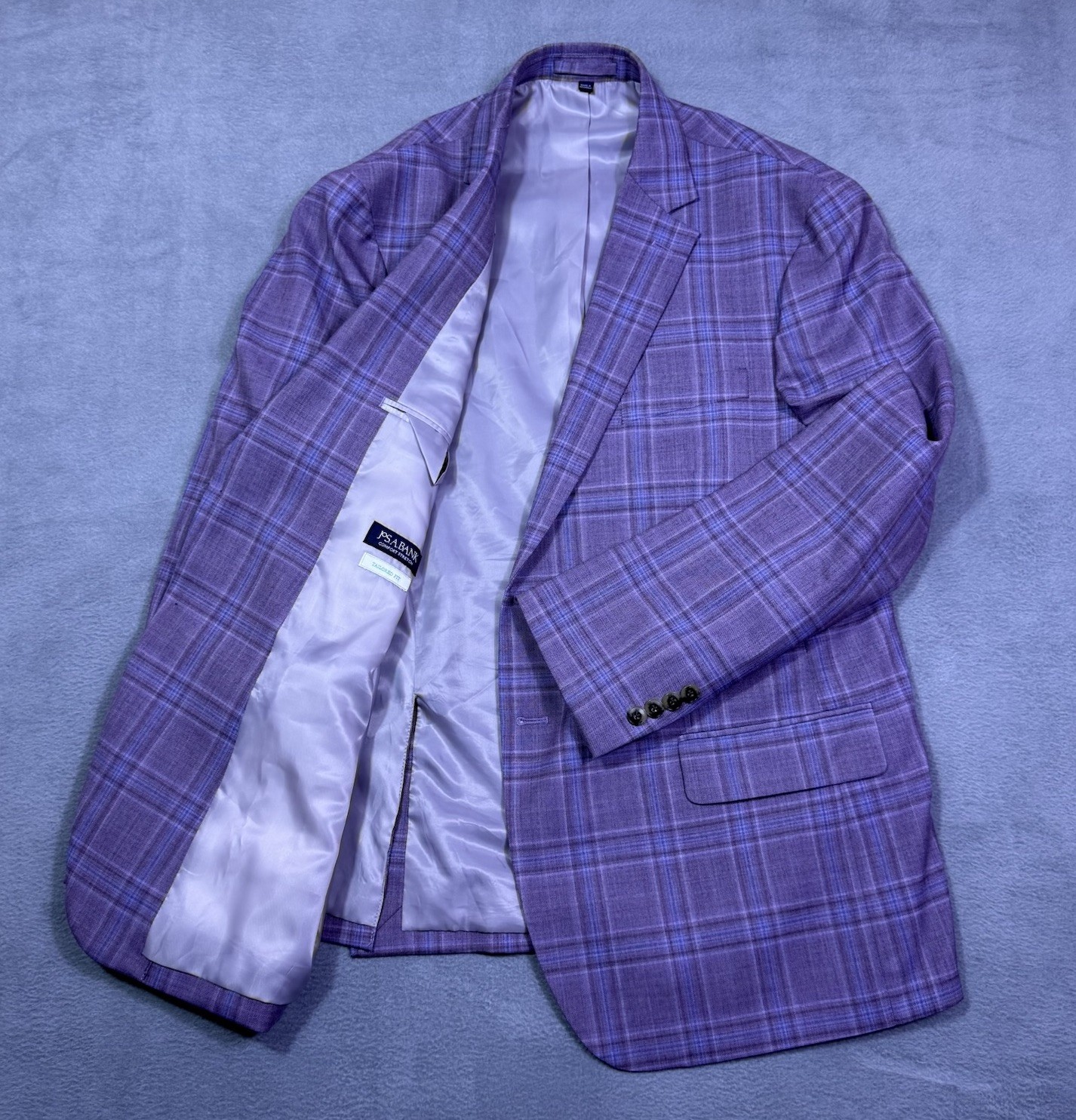 Jos A Bank Blazer Mens 44R Comfort Stretch Purple Plaid Tailored Fit Sport Coat Jos A Bank Blazer Mens 44R Comfort Stretch Purple Plaid Tailored Fit Sport Coat